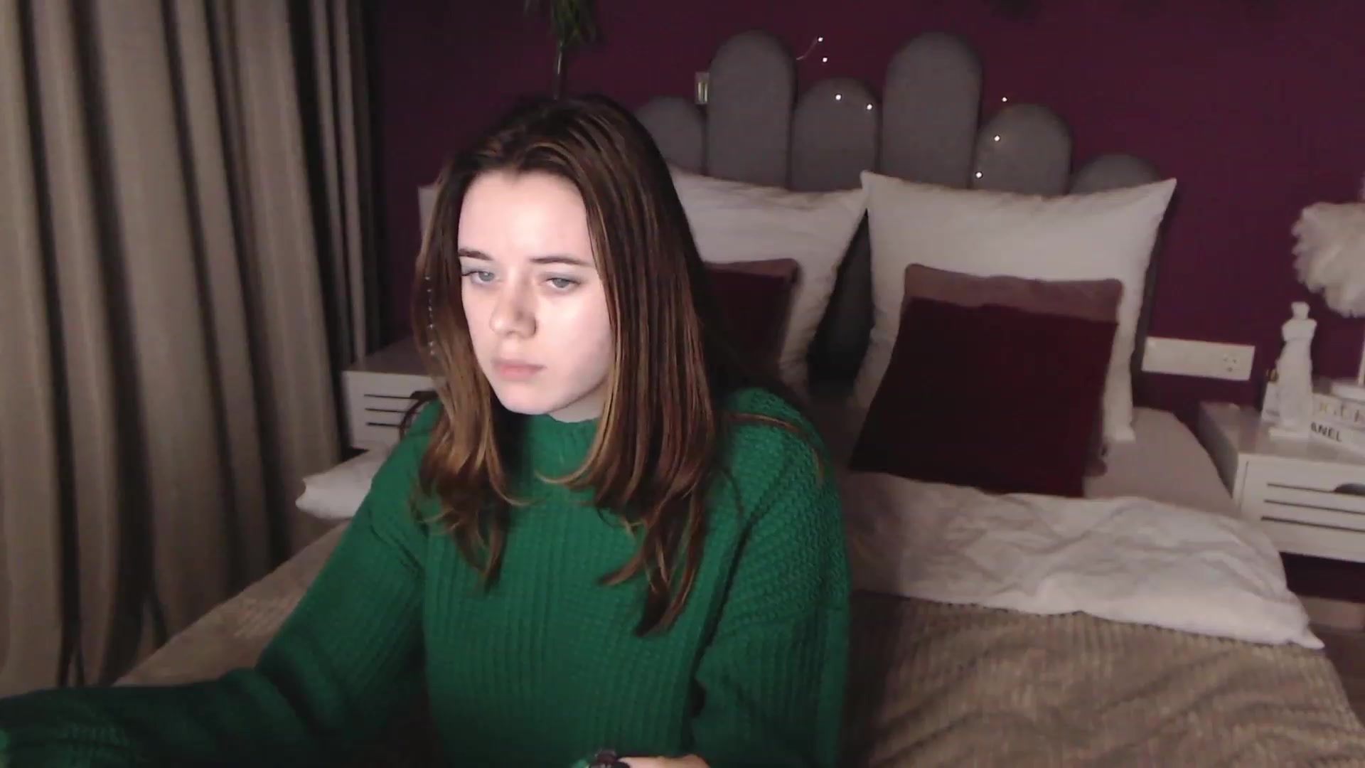 Gallery image thumbnail from JeyEvans's myfreecams stream on, 11/24/2022, 19:05 image 18 of 20