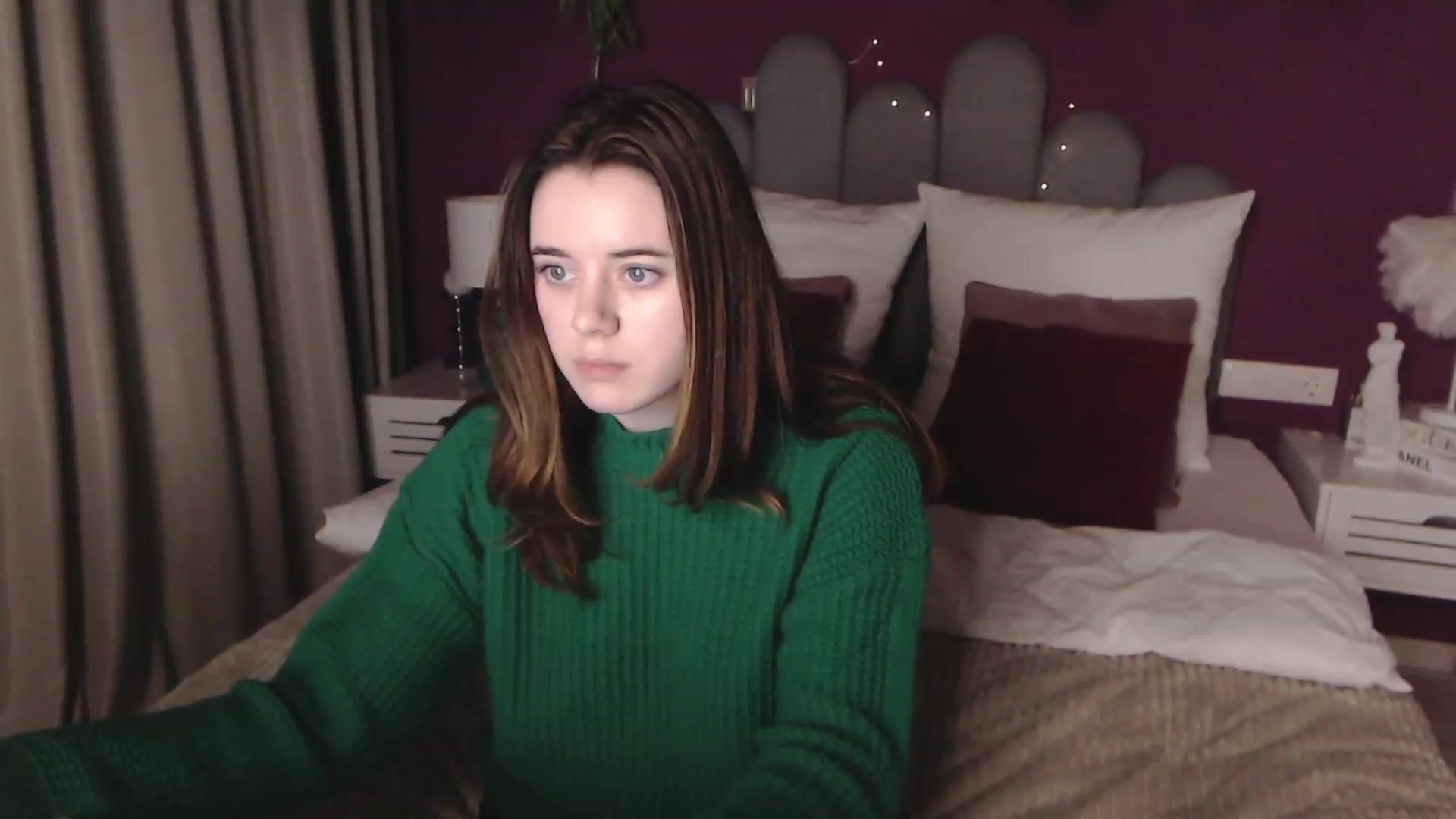 Gallery image thumbnail from JeyEvans's myfreecams stream on, 11/24/2022, 19:05 image 19 of 20