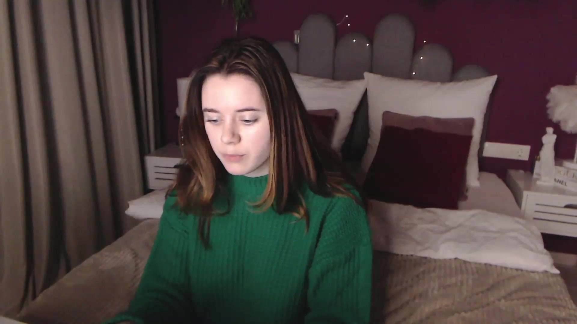 Gallery image thumbnail from JeyEvans's myfreecams stream on, 11/24/2022, 19:05 image 17 of 20