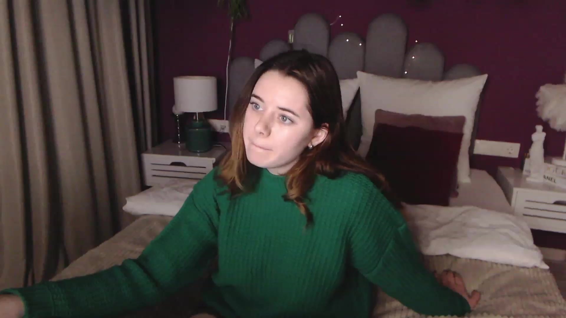 Gallery image thumbnail from JeyEvans's myfreecams stream on, 11/24/2022, 19:05 image 13 of 20