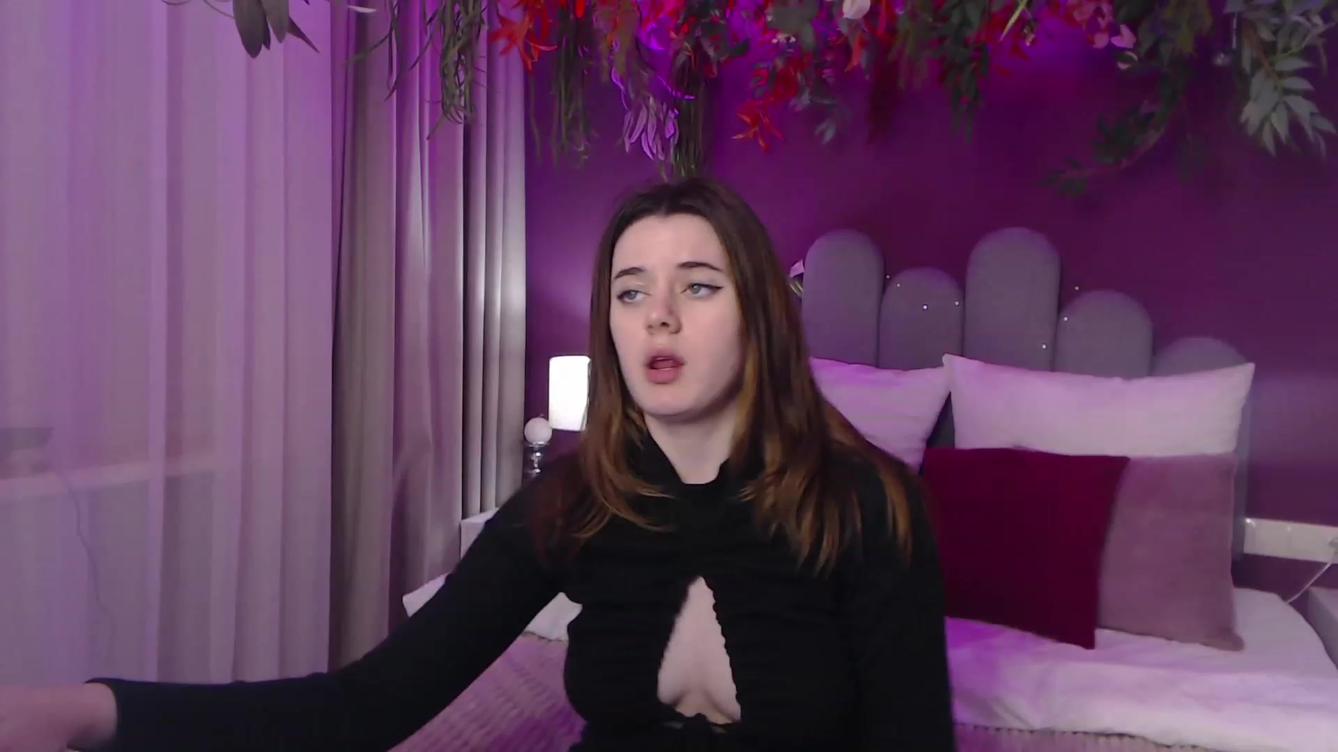 Gallery image thumbnail from JeyEvans's myfreecams stream on, 12/04/2022, 14:57 image 8 of 20
