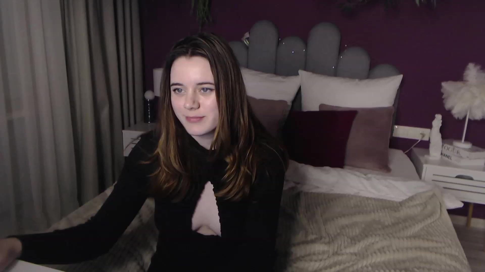 Gallery image thumbnail from JeyEvans's myfreecams stream on, 12/04/2022, 19:02 image 14 of 20