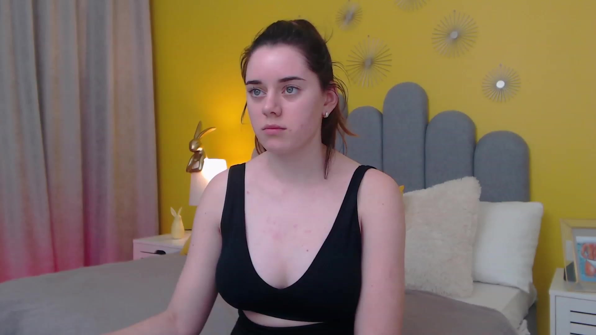 Gallery image thumbnail from JeyEvans's myfreecams stream on, 12/09/2022, 19:15 image 3 of 20