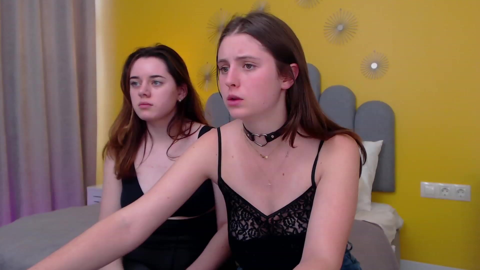 Gallery image thumbnail from JeyEvans's myfreecams stream on, 12/11/2022, 12:52 image 6 of 20