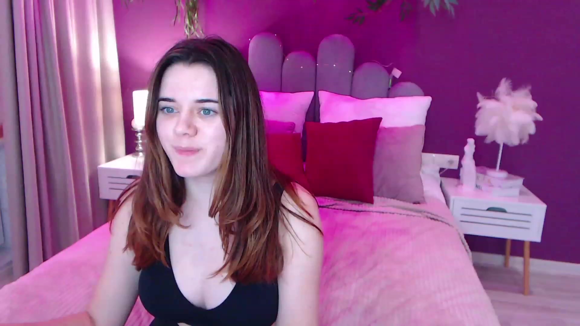 Gallery image thumbnail from JeyEvans's myfreecams stream on, 12/11/2022, 16:32 image 3 of 20