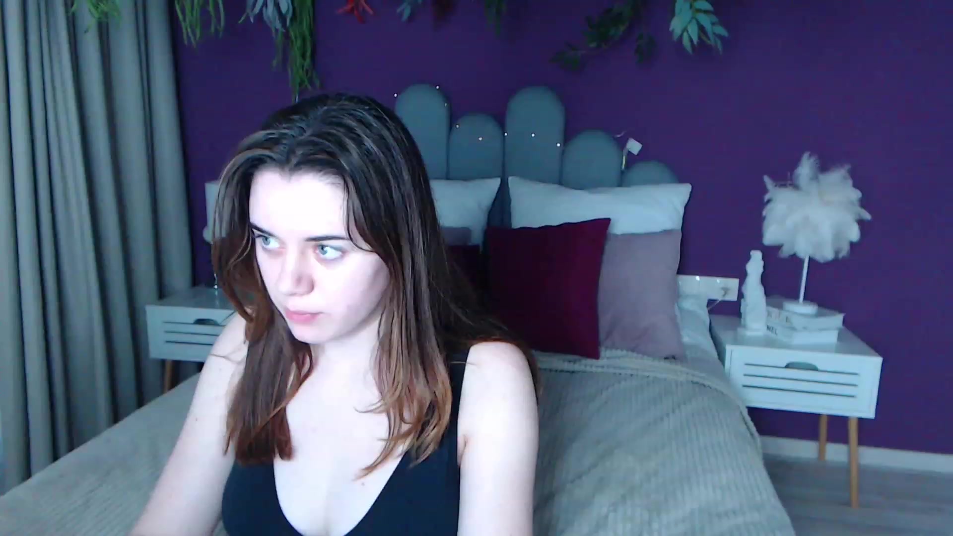 Gallery image thumbnail from JeyEvans's myfreecams stream on, 12/11/2022, 18:01 image 6 of 20