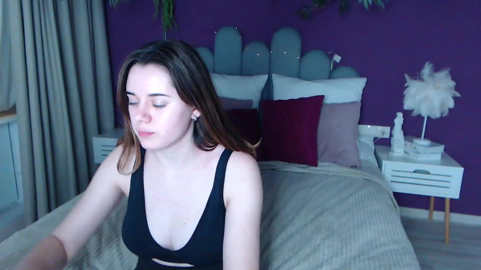 Gallery image thumbnail from JeyEvans's myfreecams stream on, 12/11/2022, 18:01 image 8 of 20