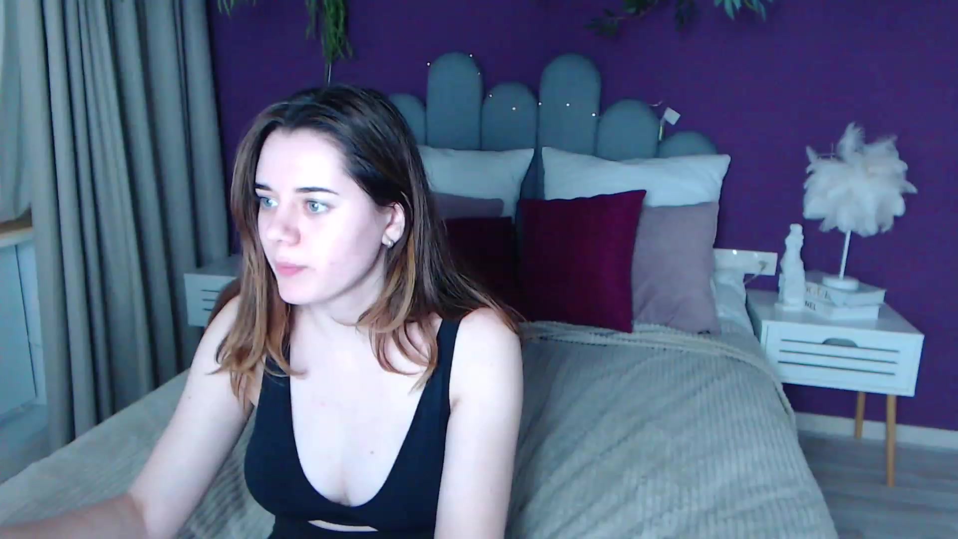 Gallery image thumbnail from JeyEvans's myfreecams stream on, 12/11/2022, 18:01 image 9 of 20