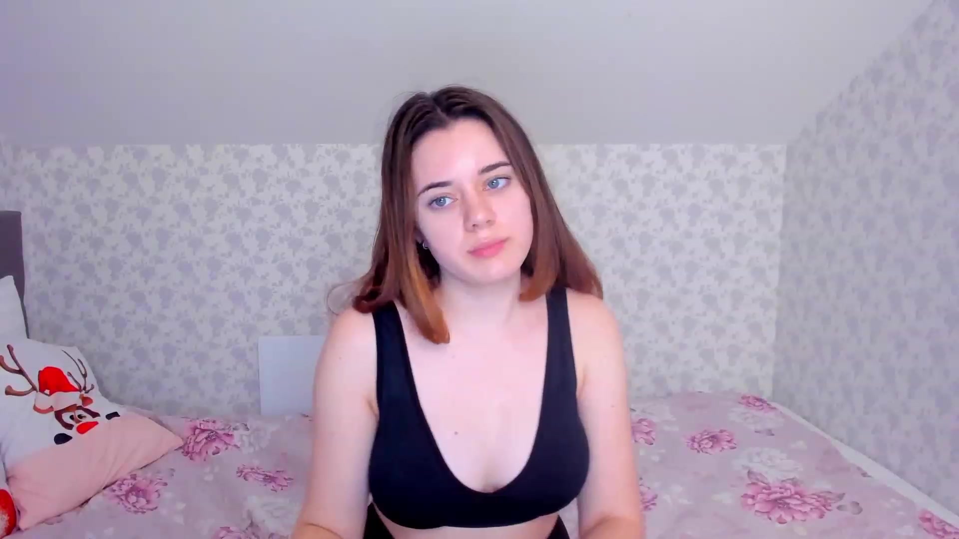 Gallery image thumbnail from JeyEvans's myfreecams stream on, 12/12/2022, 07:36 image 20 of 20
