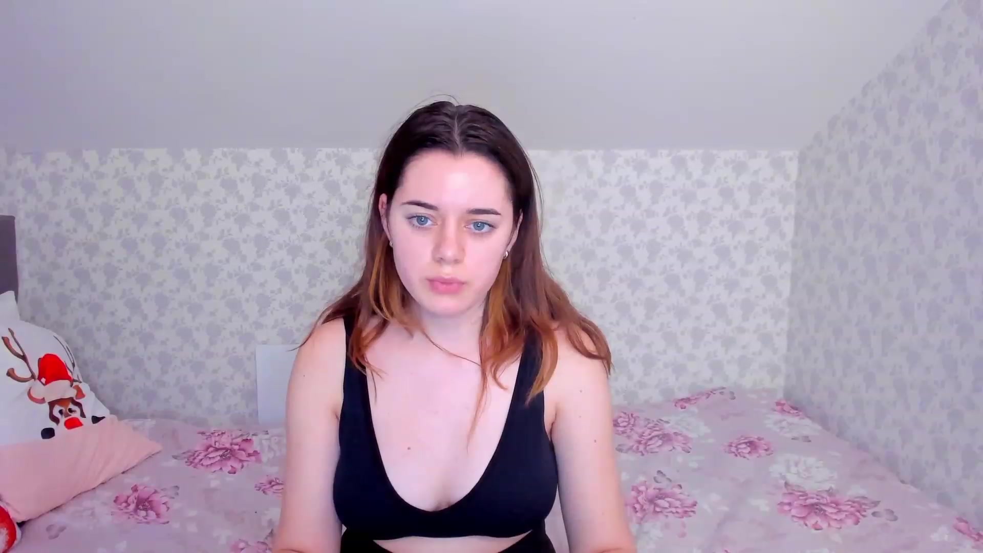 Gallery image thumbnail from JeyEvans's myfreecams stream on, 12/12/2022, 11:41 image 18 of 20
