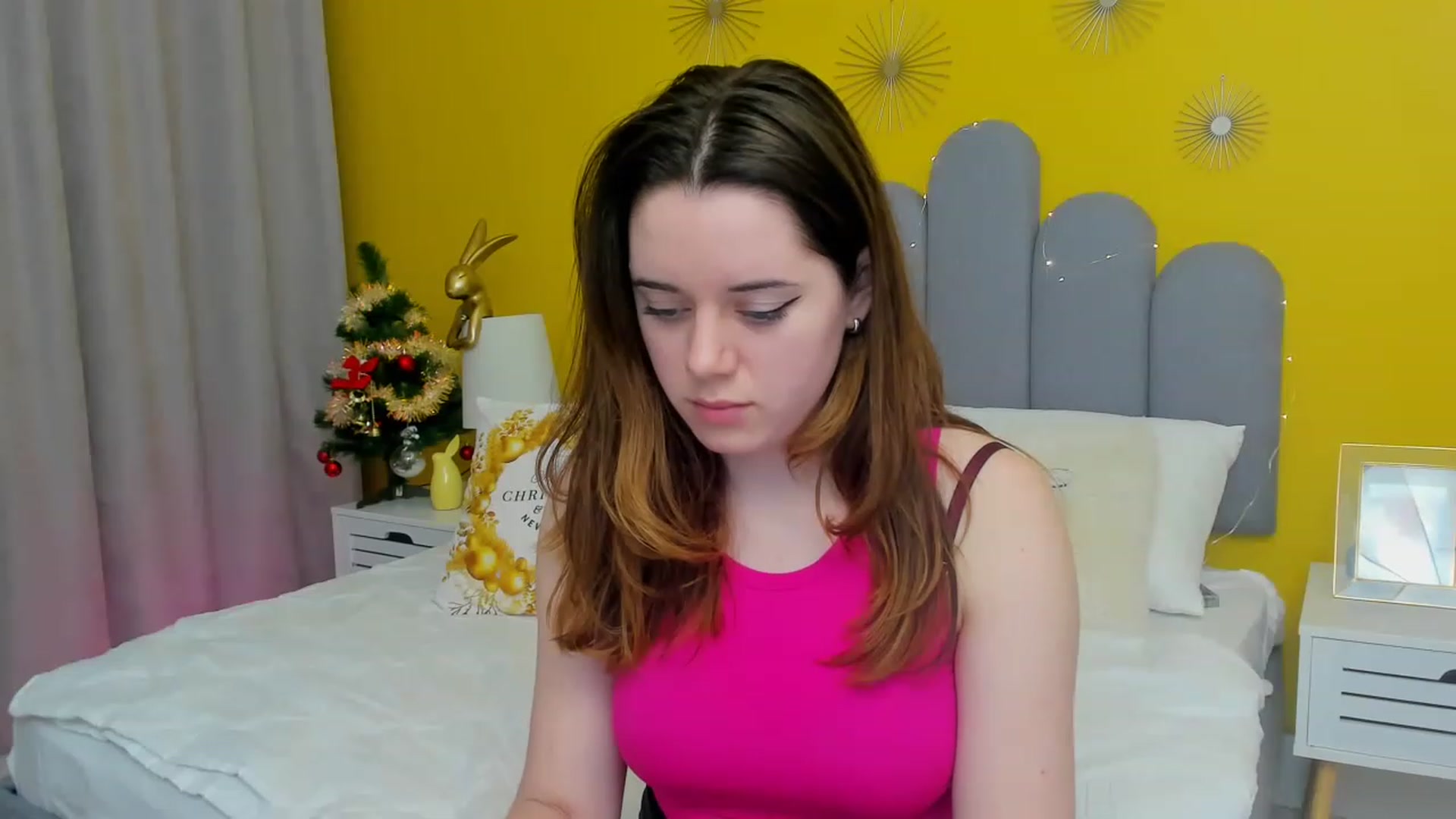 Gallery image thumbnail from JeyEvans's myfreecams stream on, 12/23/2022, 24:21 image 3 of 20