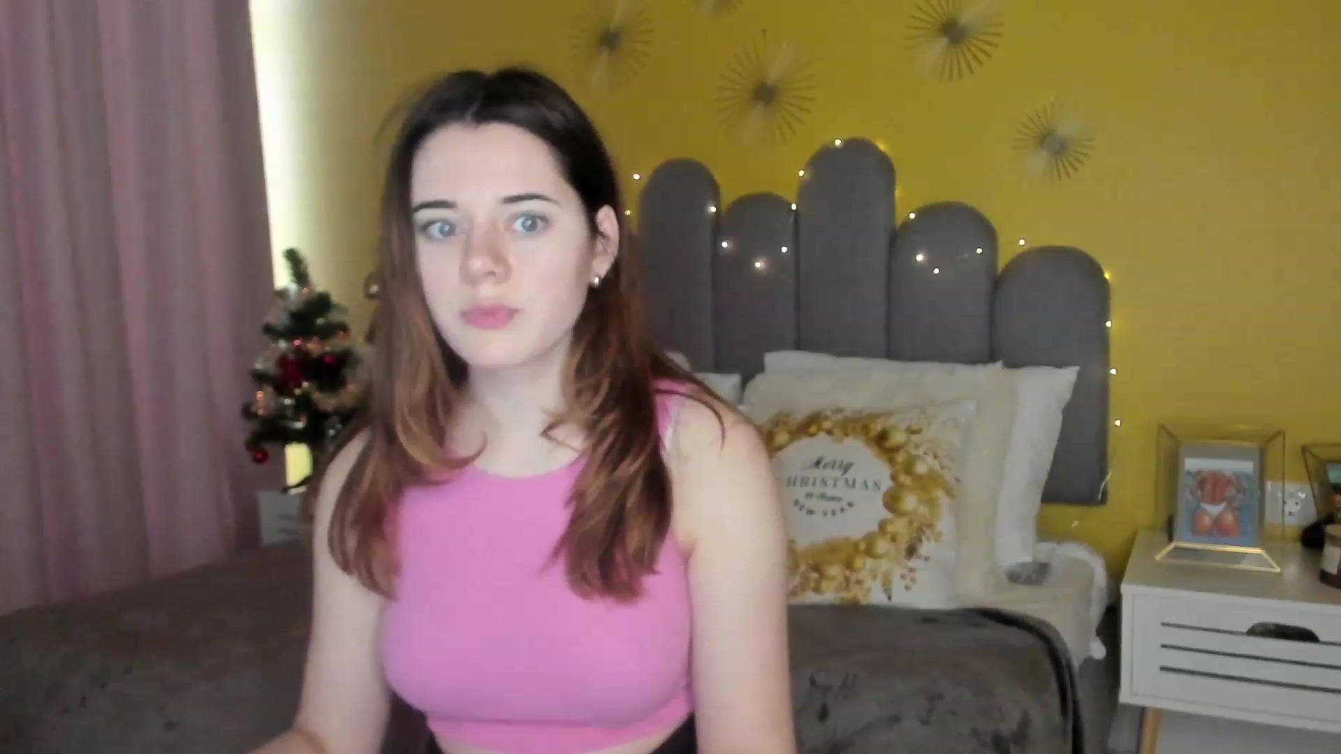 Gallery image thumbnail from JeyEvans's myfreecams stream on, 12/23/2022, 14:40 image 2 of 20