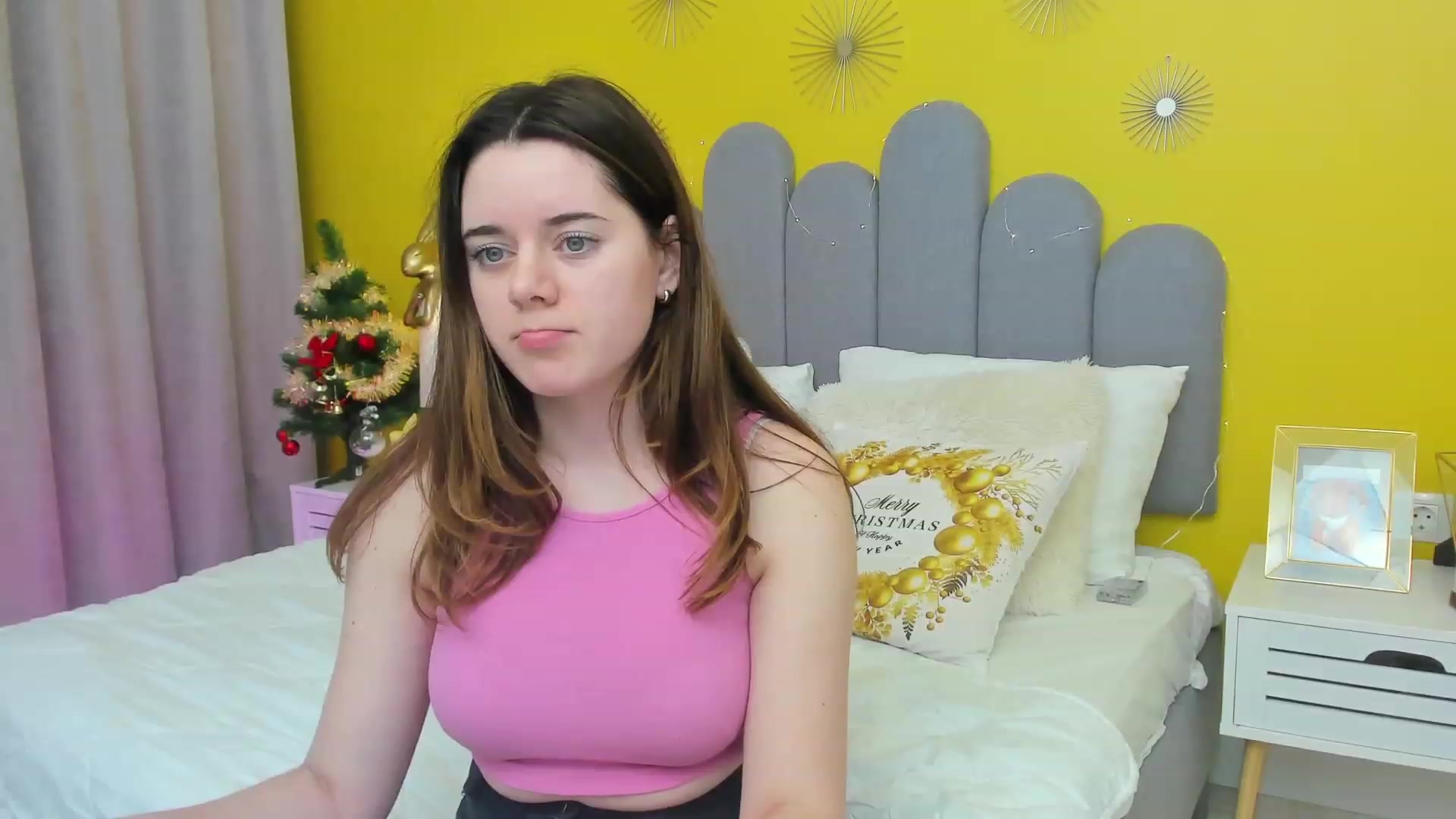 Gallery image thumbnail from JeyEvans's myfreecams stream on, 12/23/2022, 18:50 image 20 of 20