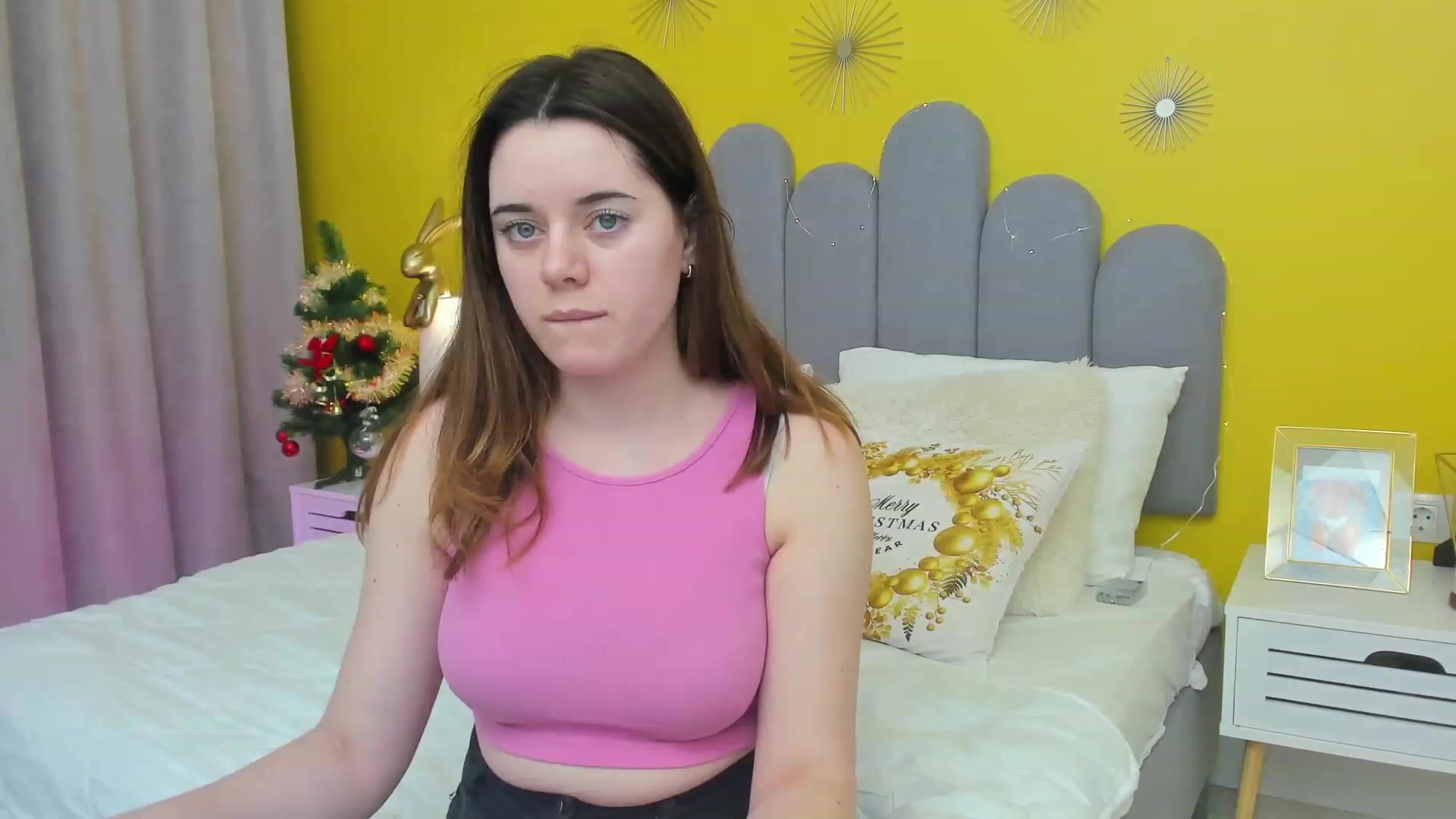 Gallery image thumbnail from JeyEvans's myfreecams stream on, 12/23/2022, 18:50 image 13 of 20