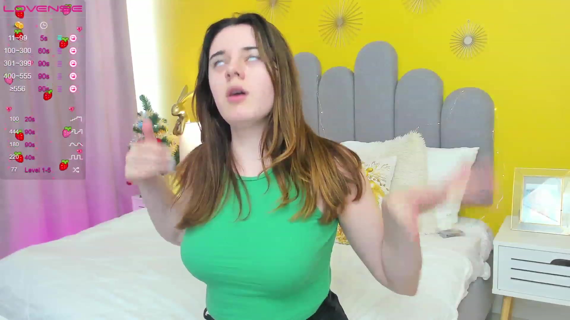 Gallery image thumbnail from JeyEvans's myfreecams stream on, 12/24/2022, 11:25 image 13 of 20
