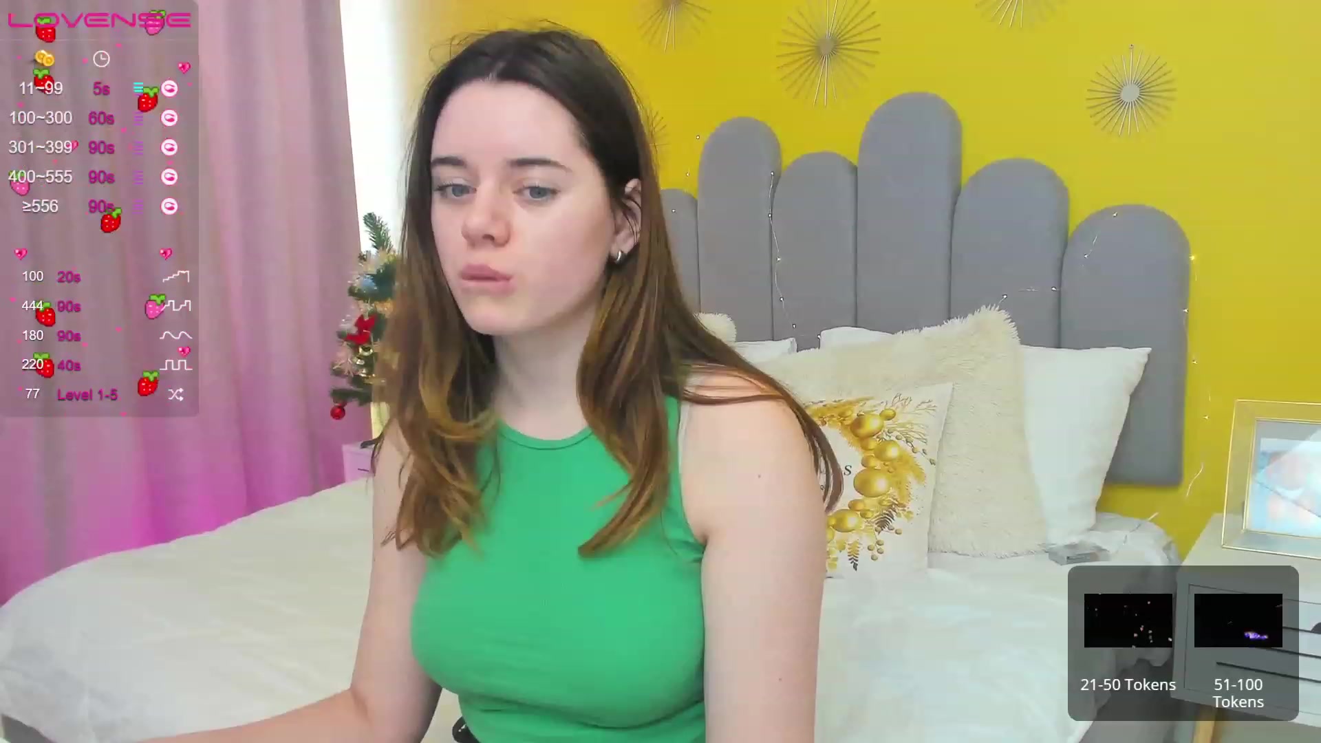 Gallery image thumbnail from JeyEvans's myfreecams stream on, 12/24/2022, 12:36 image 12 of 20