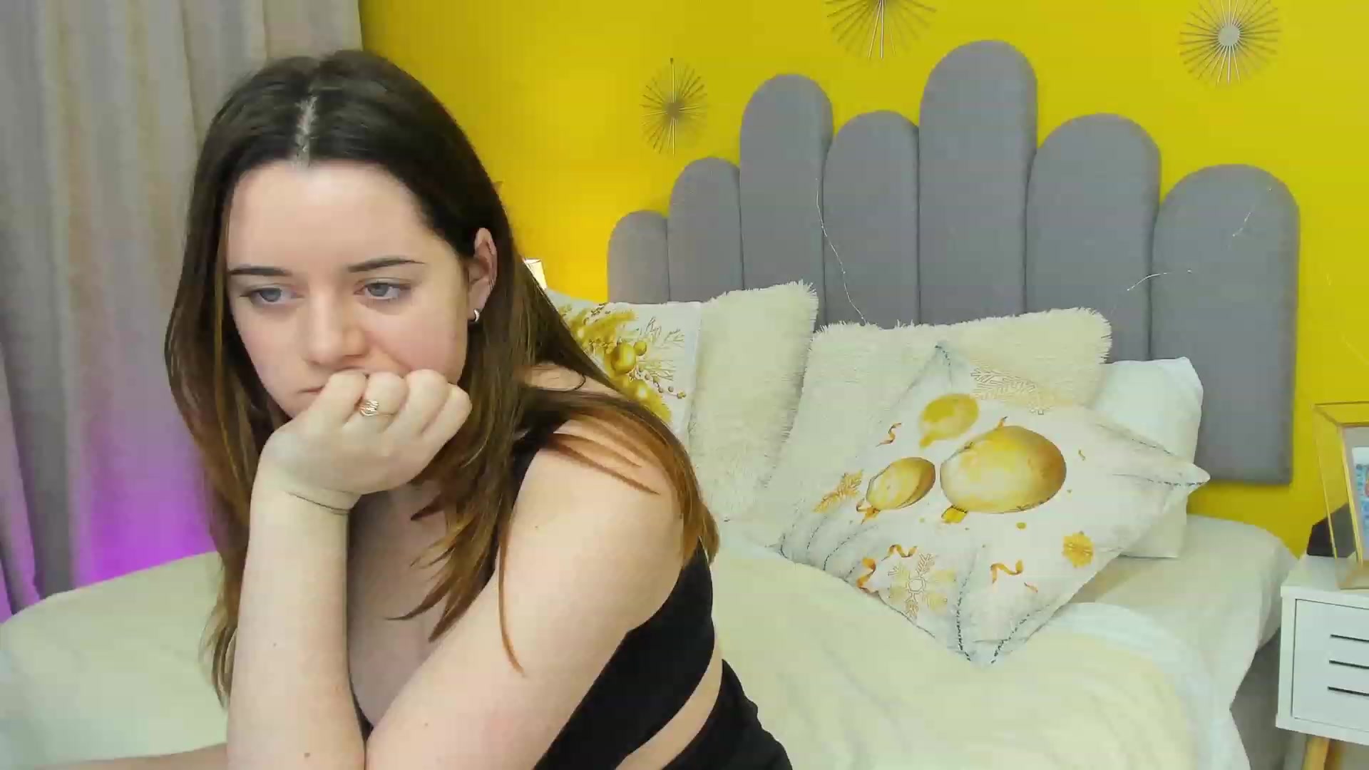 Gallery image thumbnail from JeyEvans's myfreecams stream on, 01/04/2023, 17:28 image 10 of 20