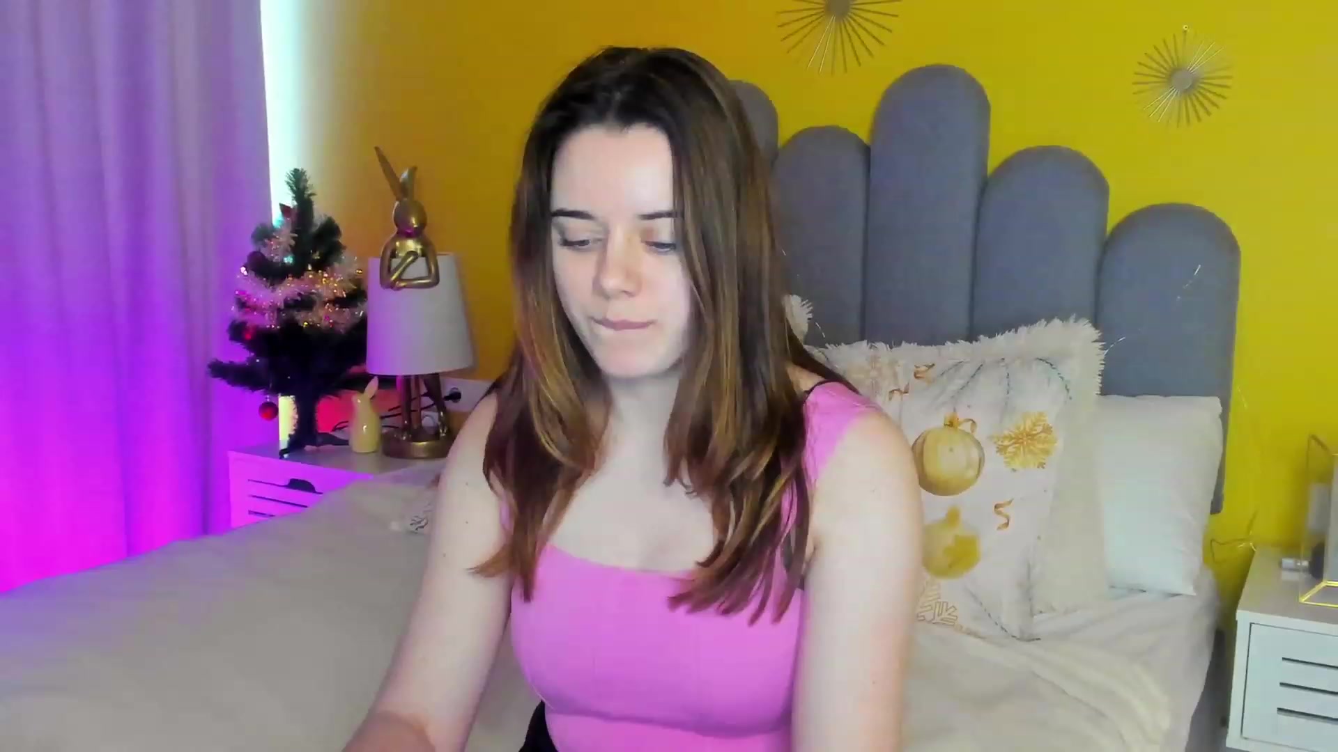 Gallery image thumbnail from JeyEvans's myfreecams stream on, 01/08/2023, 12:55 image 9 of 20