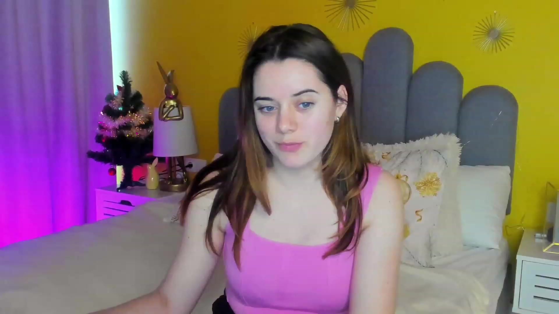Gallery image thumbnail from JeyEvans's myfreecams stream on, 01/08/2023, 12:55 image 19 of 20