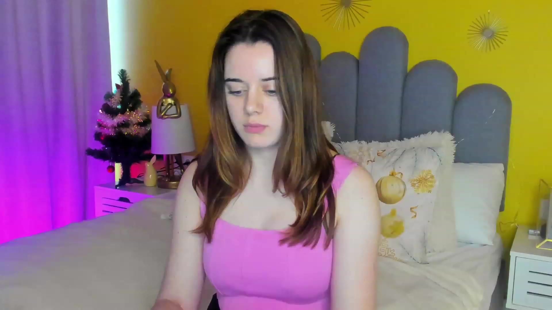 Gallery image thumbnail from JeyEvans's myfreecams stream on, 01/08/2023, 12:55 image 10 of 20
