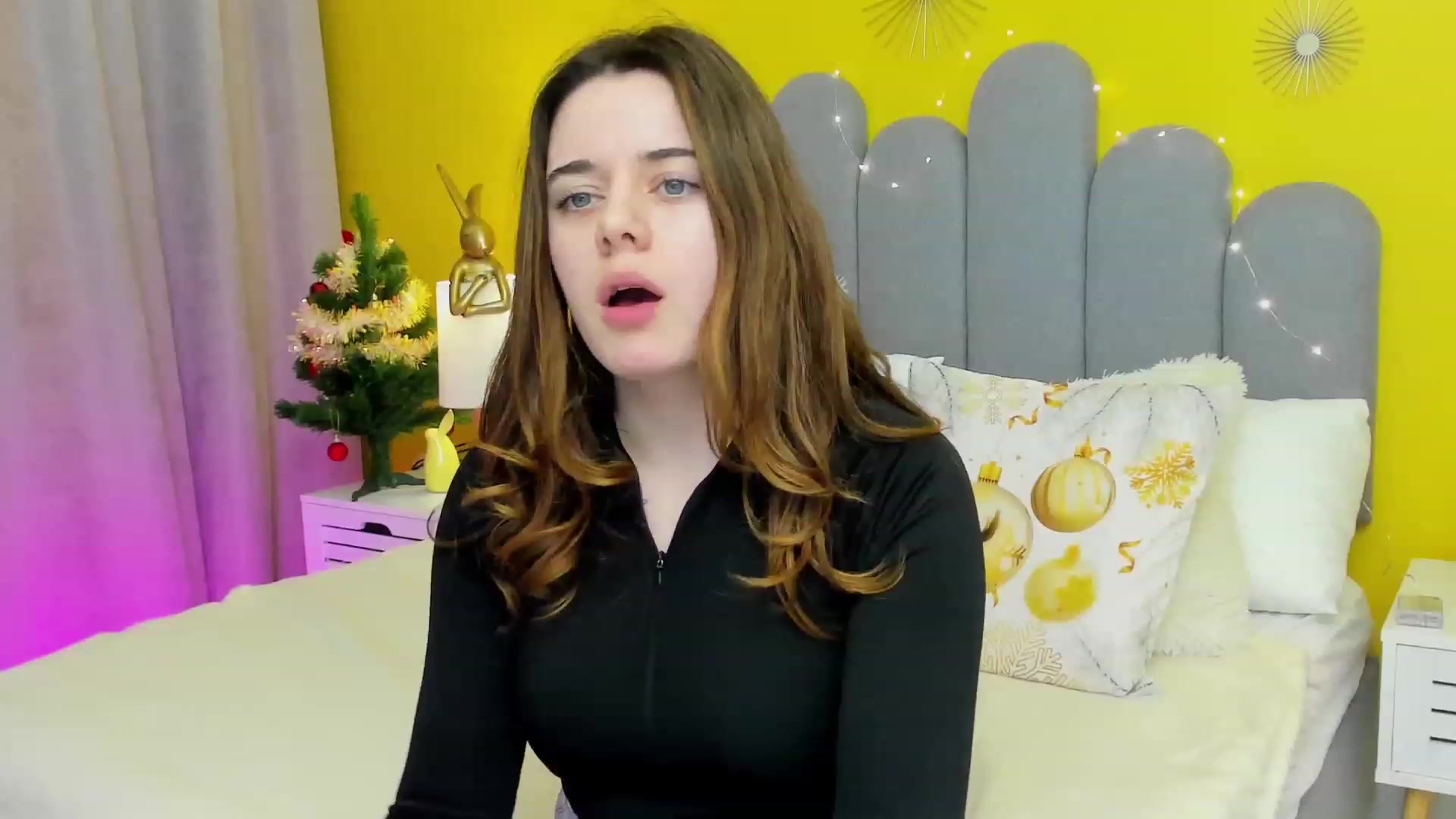 Gallery image thumbnail from JeyEvans's myfreecams stream on, 01/10/2023, 19:05 image 8 of 20