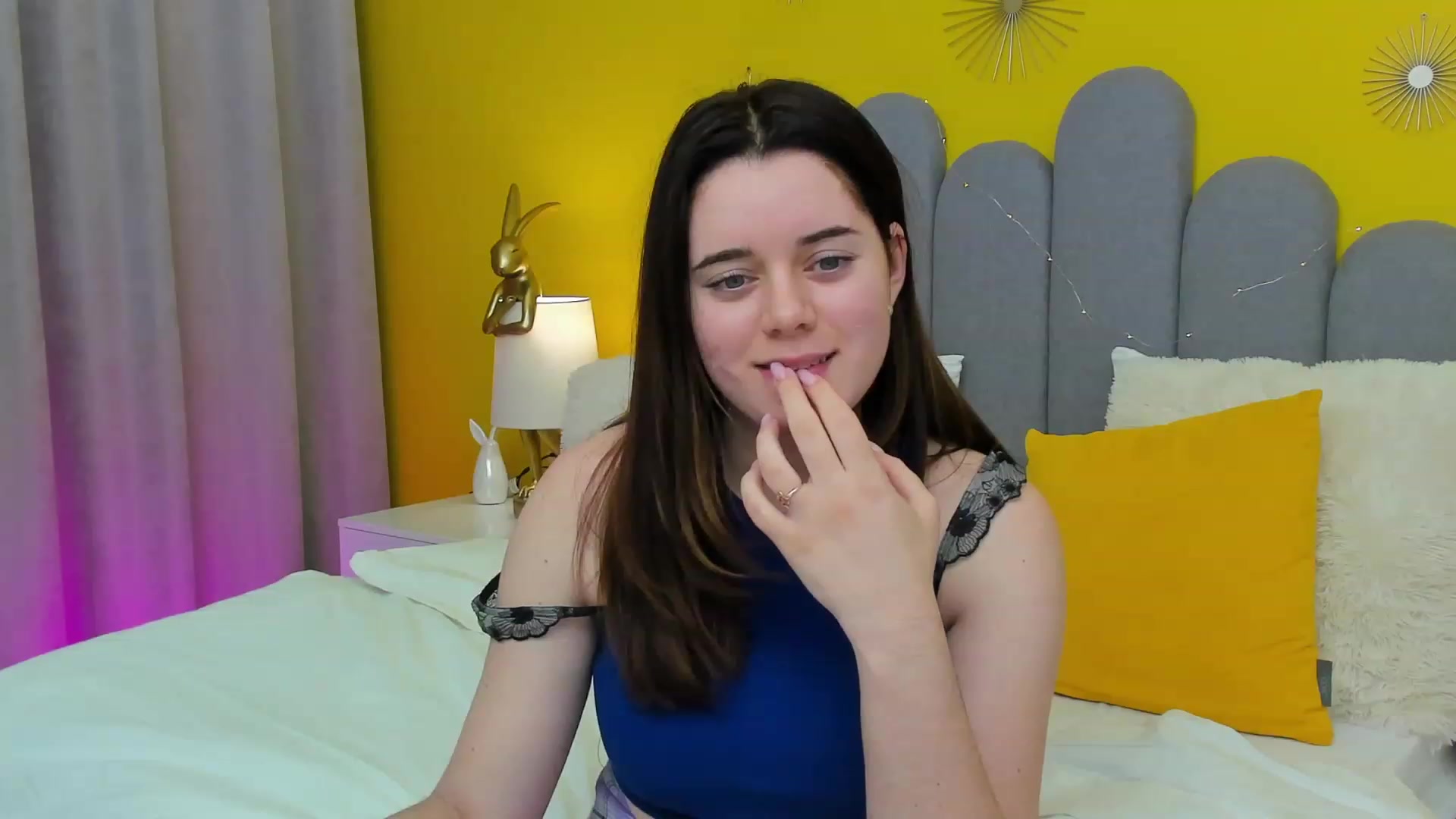 Gallery image thumbnail from JeyEvans's myfreecams stream on, 01/26/2023, 19:29 image 15 of 20