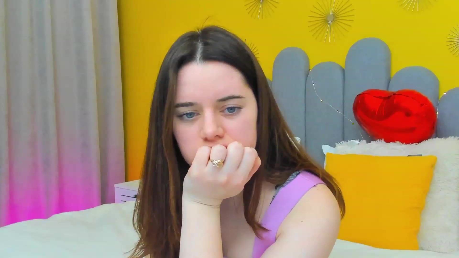 Gallery image thumbnail from JeyEvans's myfreecams stream on, 02/16/2023, 09:00 image 11 of 20