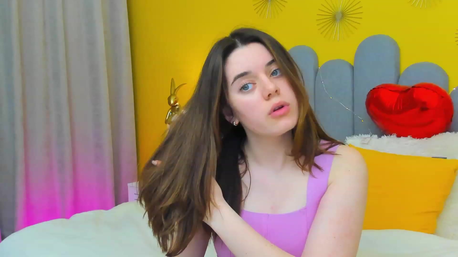 Gallery image thumbnail from JeyEvans's myfreecams stream on, 02/16/2023, 10:27 image 1 of 20