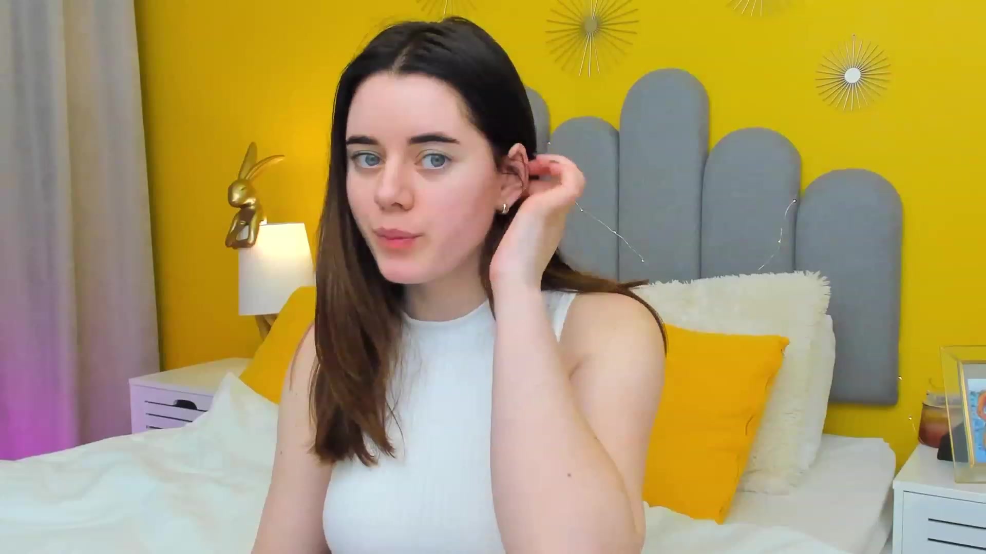 Gallery image thumbnail from JeyEvans's myfreecams stream on, 02/25/2023, 19:11 image 14 of 20
