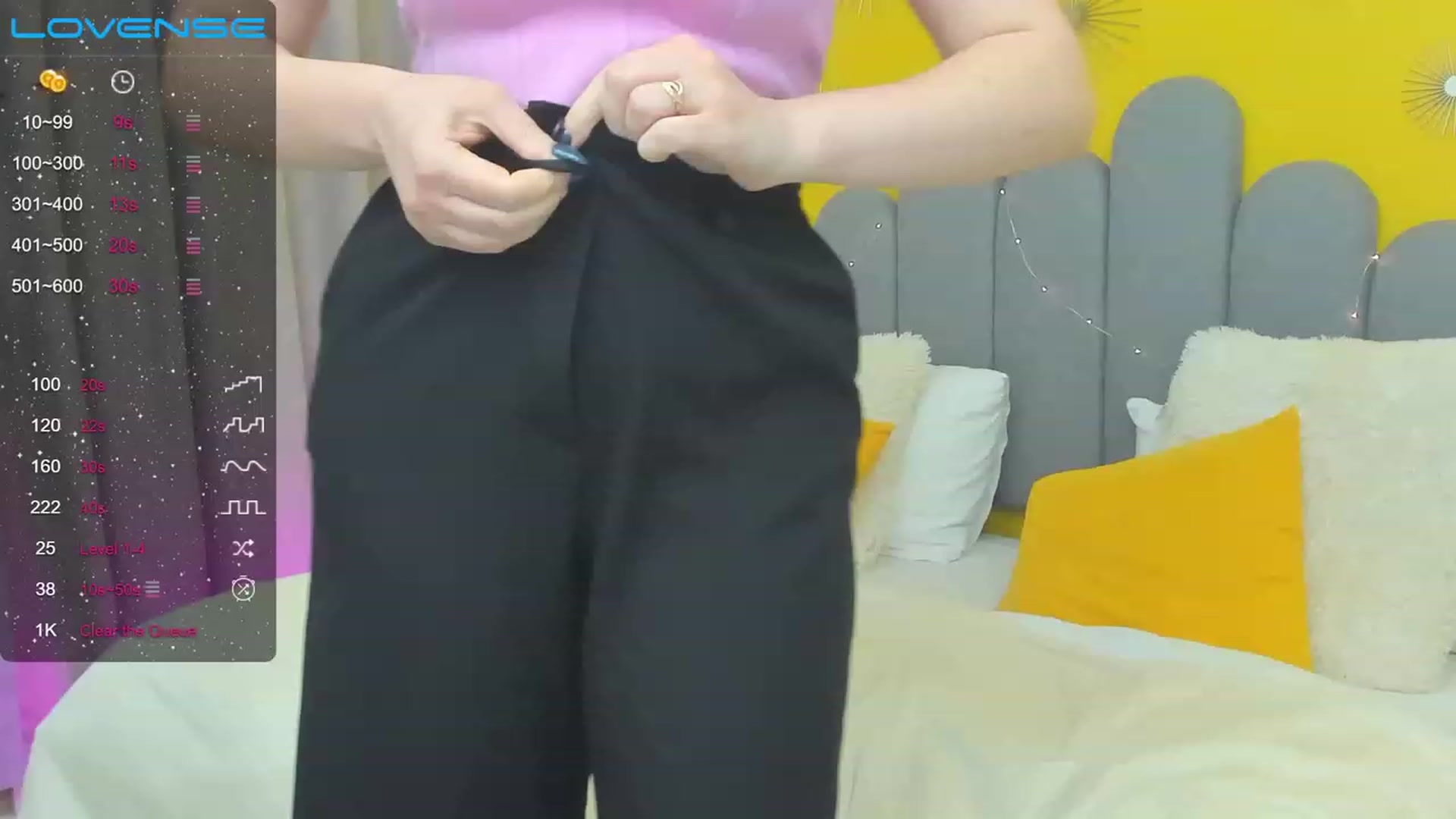Gallery image thumbnail from JeyEvans's myfreecams stream on, 03/07/2023, 20:01 image 12 of 20