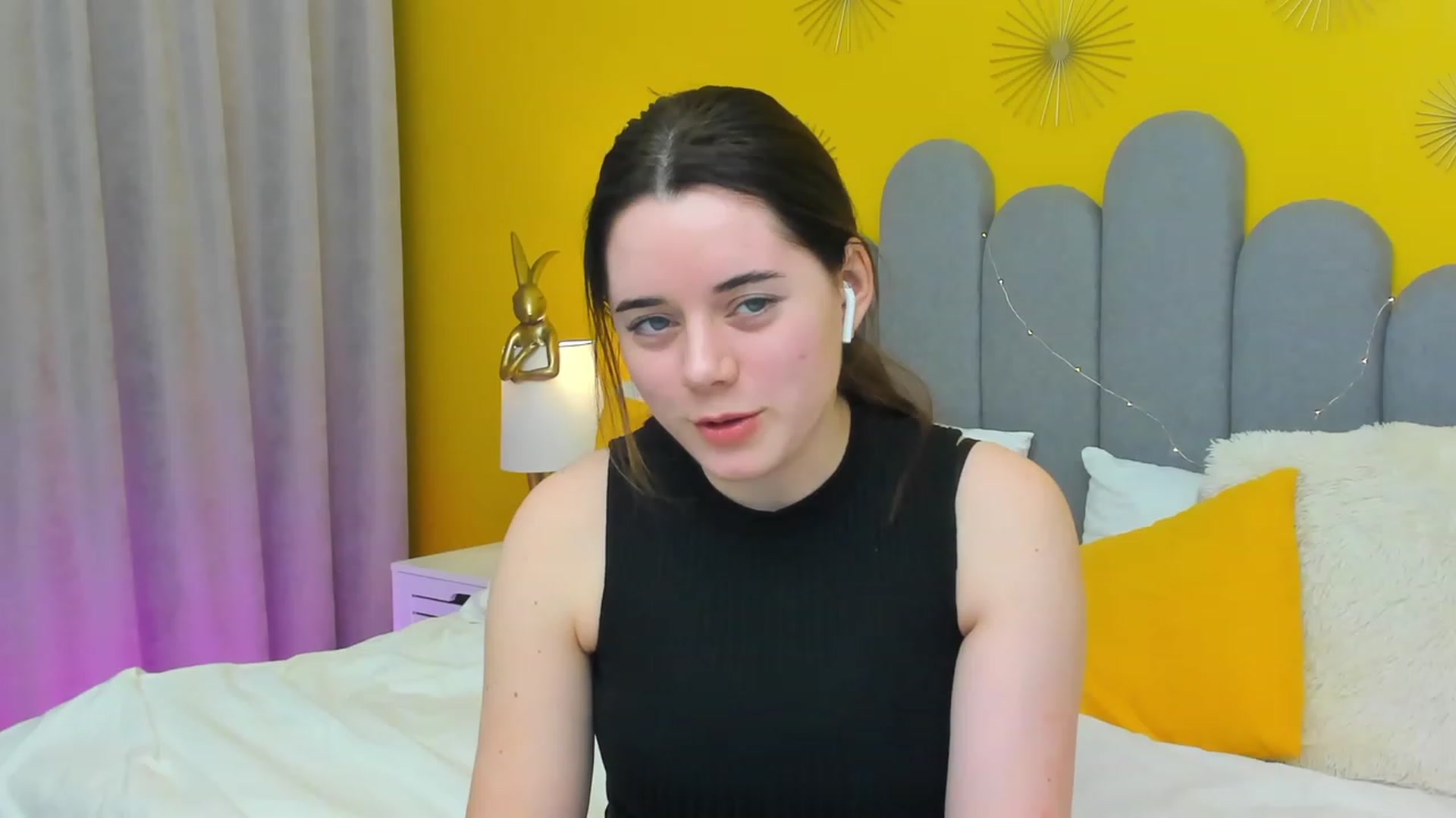 Gallery image thumbnail from JeyEvans's myfreecams stream on, 03/14/2023, 12:29 image 6 of 20