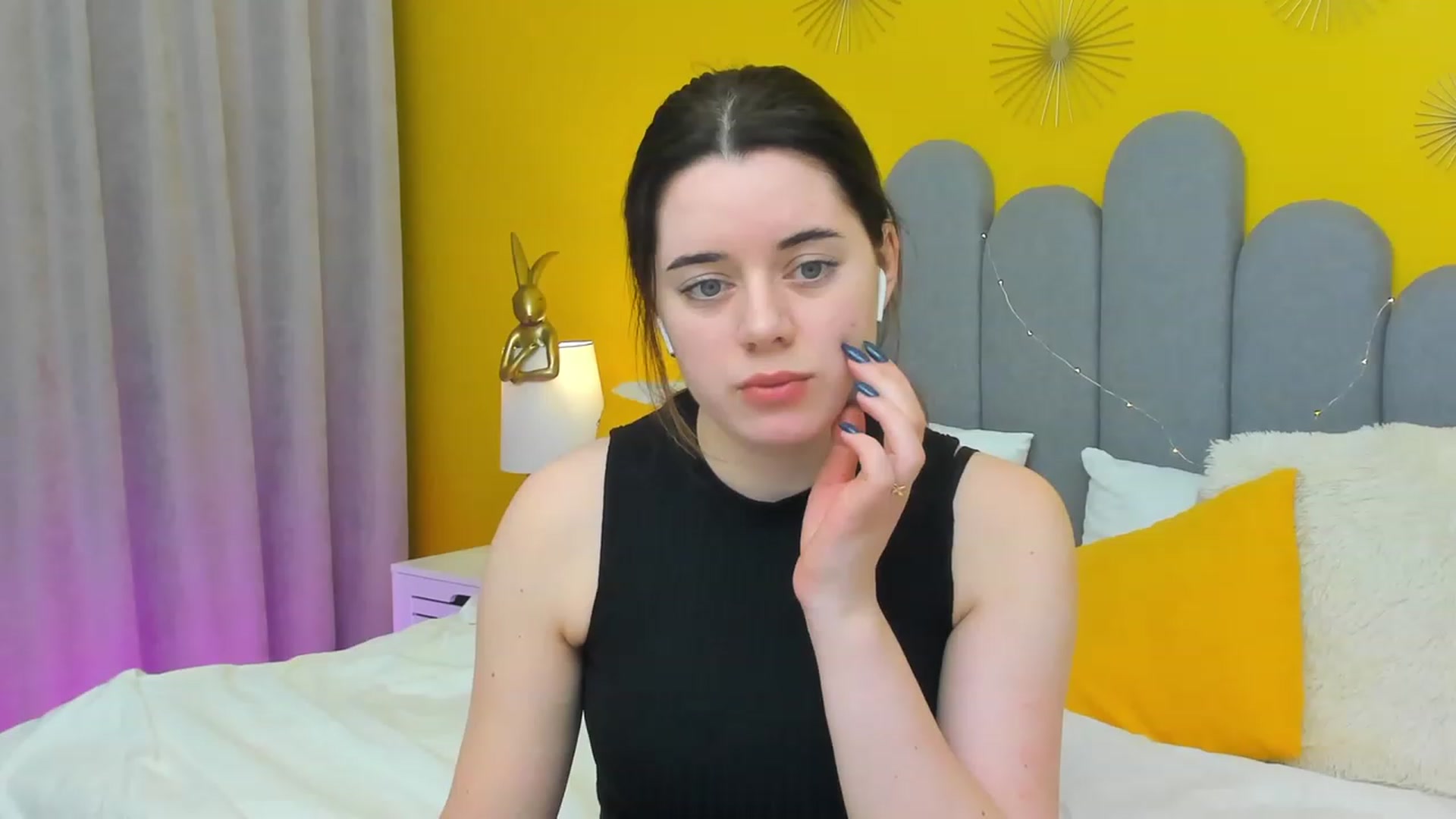 Gallery image thumbnail from JeyEvans's myfreecams stream on, 03/14/2023, 12:29 image 2 of 20