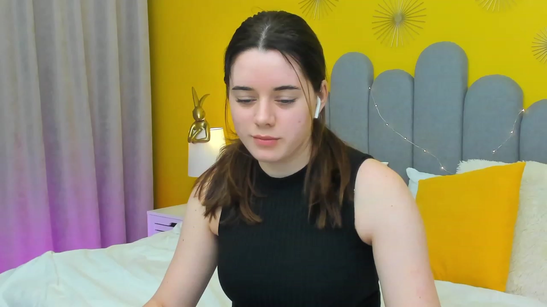 Gallery image thumbnail from JeyEvans's myfreecams stream on, 03/14/2023, 12:29 image 9 of 20
