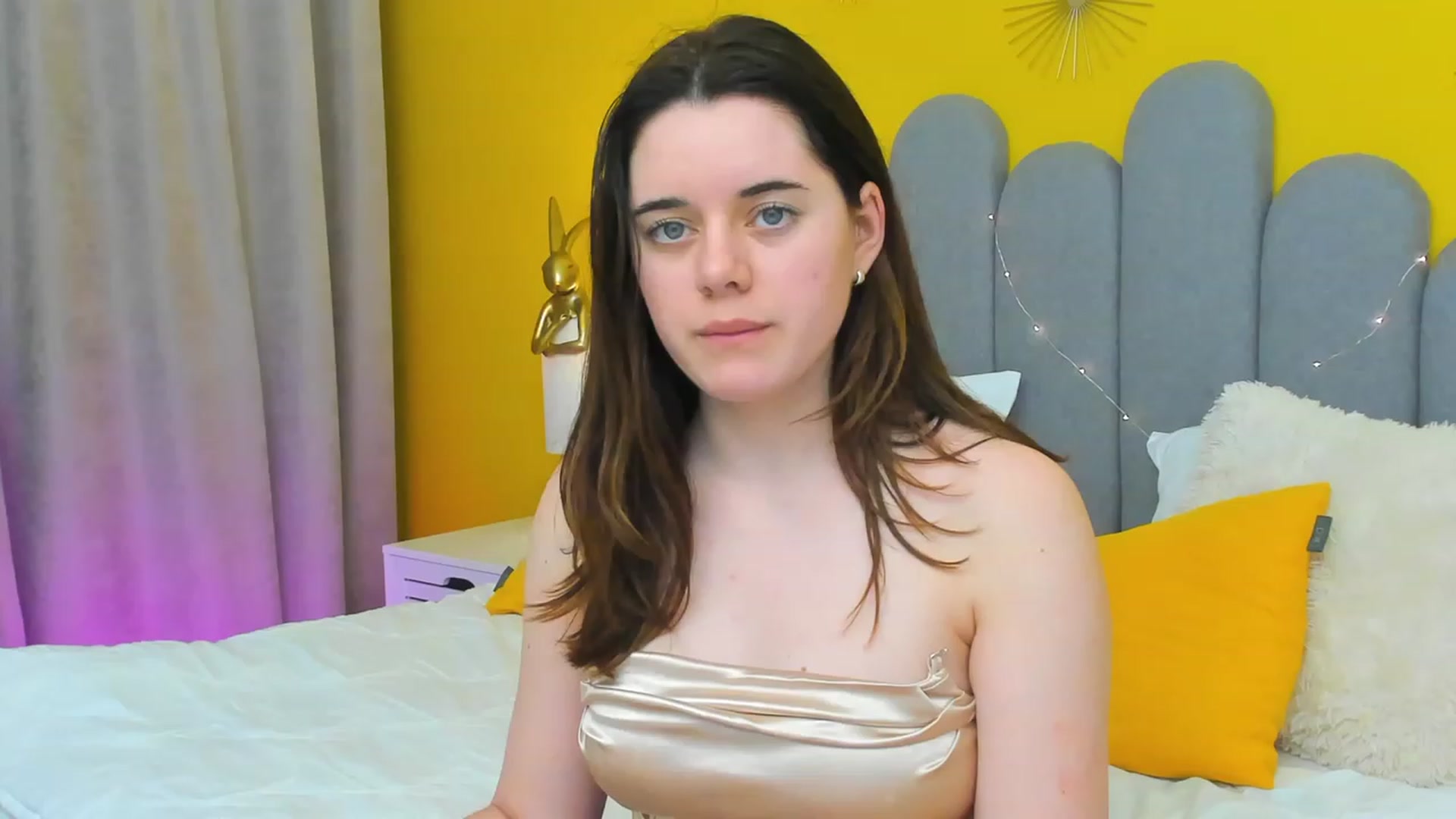 Gallery image thumbnail from JeyEvans's myfreecams stream on, 03/17/2023, 11:52 image 7 of 20