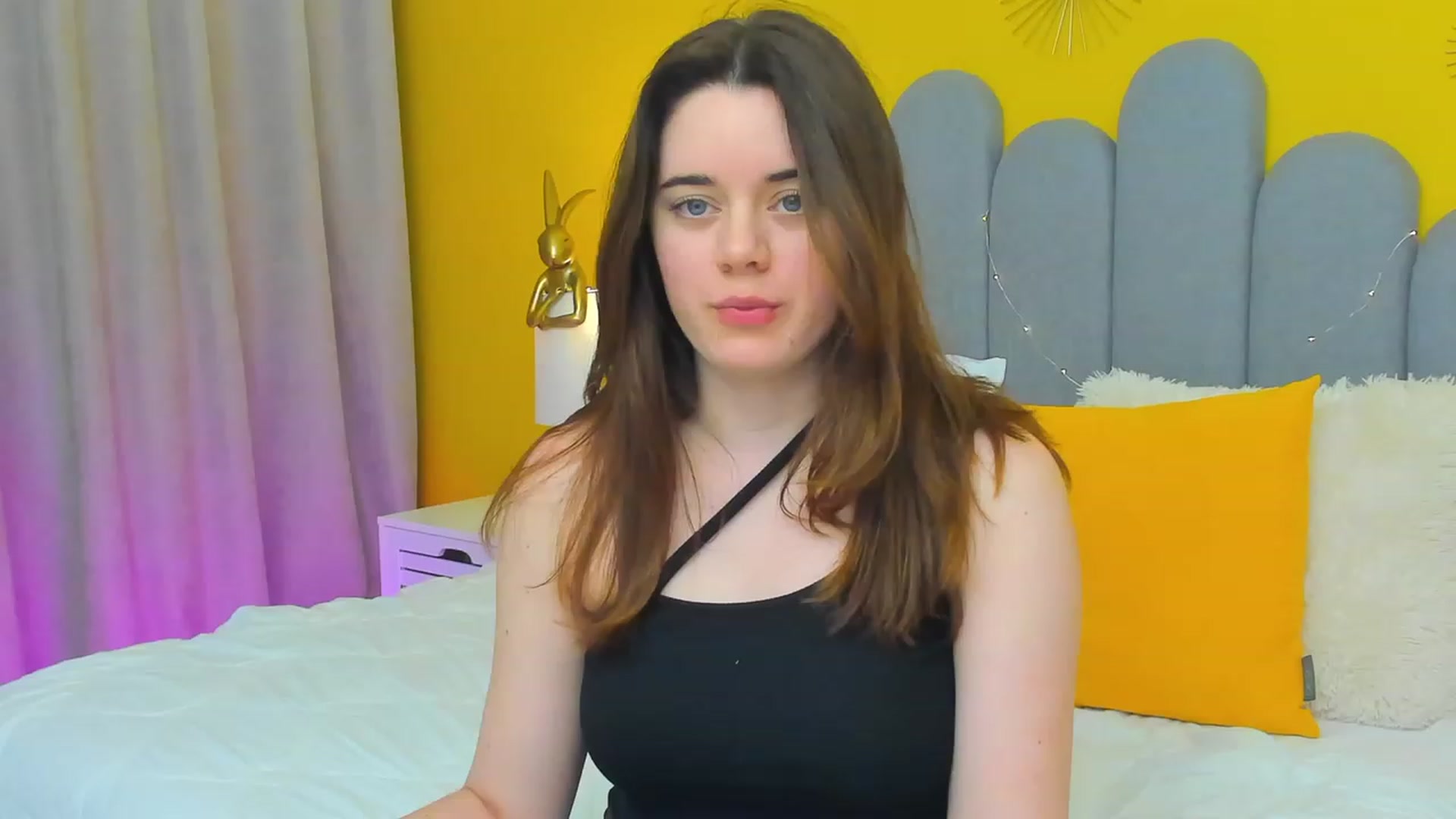 Gallery image thumbnail from JeyEvans's myfreecams stream on, 03/22/2023, 15:43 image 7 of 20