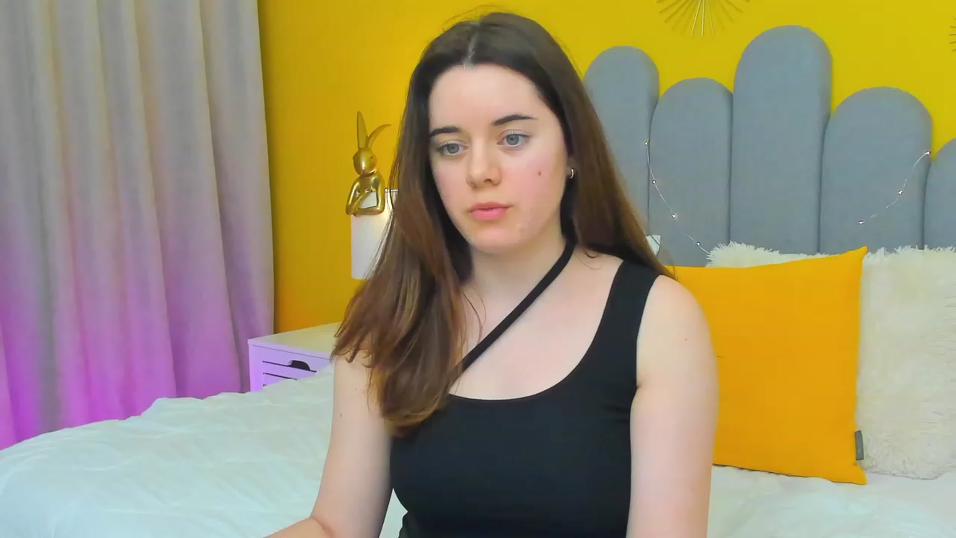 Gallery image thumbnail from JeyEvans's myfreecams stream on, 03/22/2023, 15:43 image 6 of 20