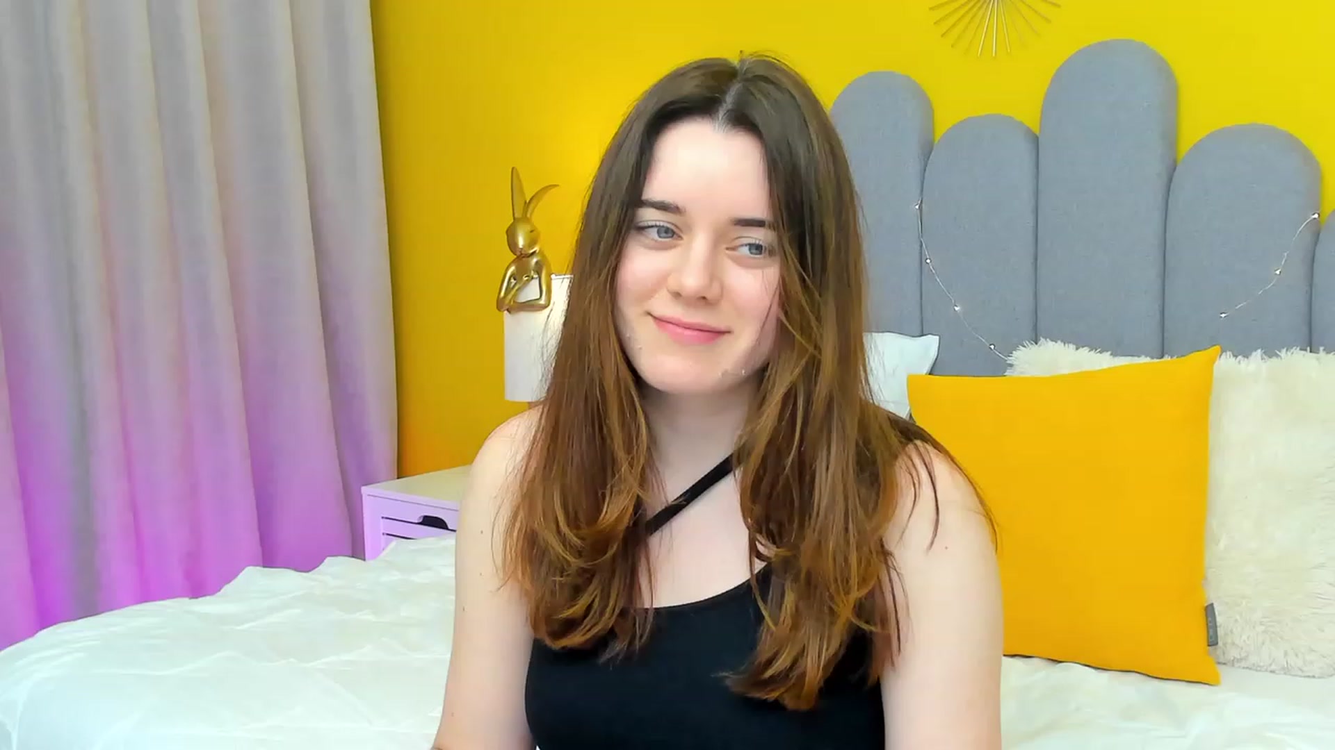 Gallery image thumbnail from JeyEvans's myfreecams stream on, 03/22/2023, 18:04 image 19 of 20