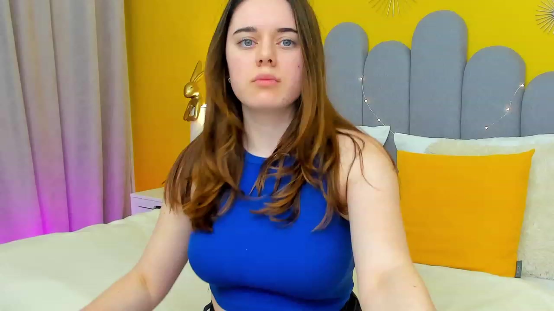 Gallery image thumbnail from JeyEvans's myfreecams stream on, 03/23/2023, 16:12 image 9 of 20