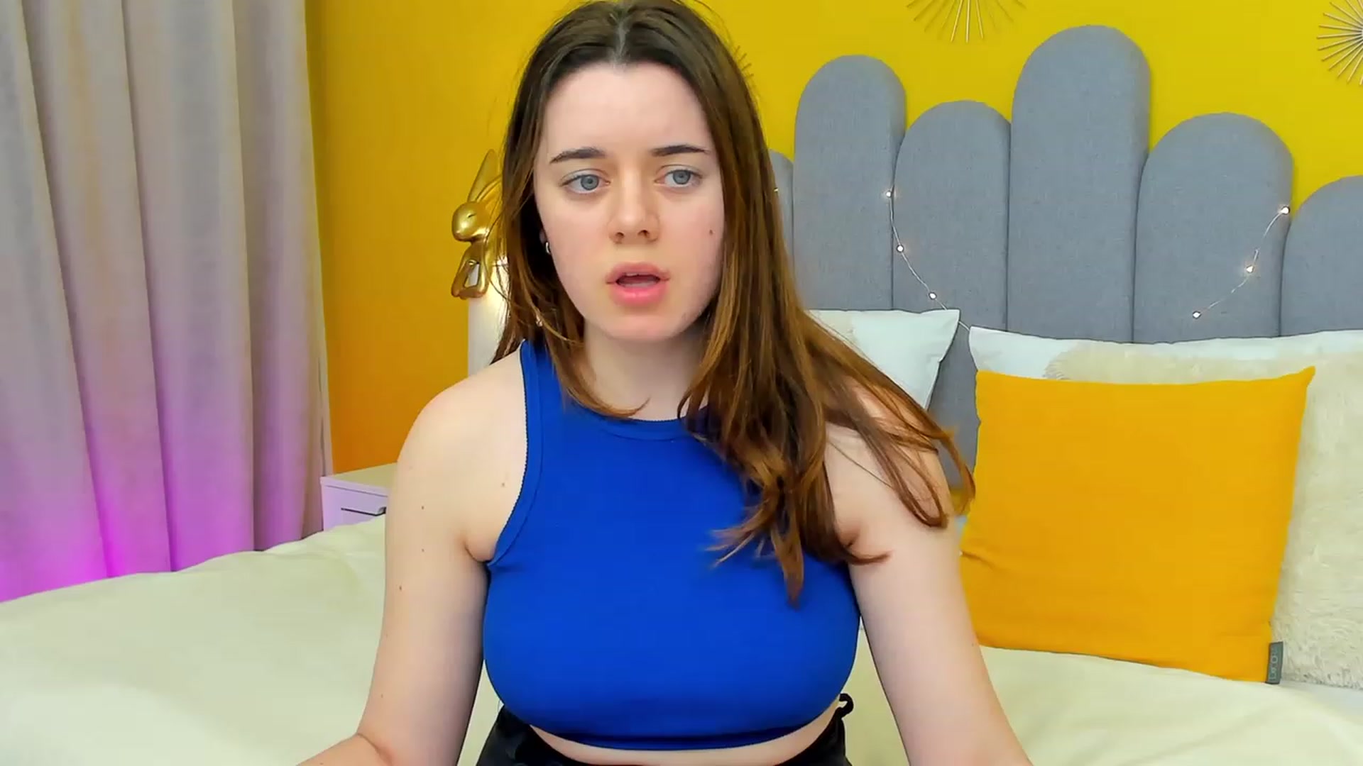 Gallery image thumbnail from JeyEvans's myfreecams stream on, 03/23/2023, 16:12 image 6 of 20