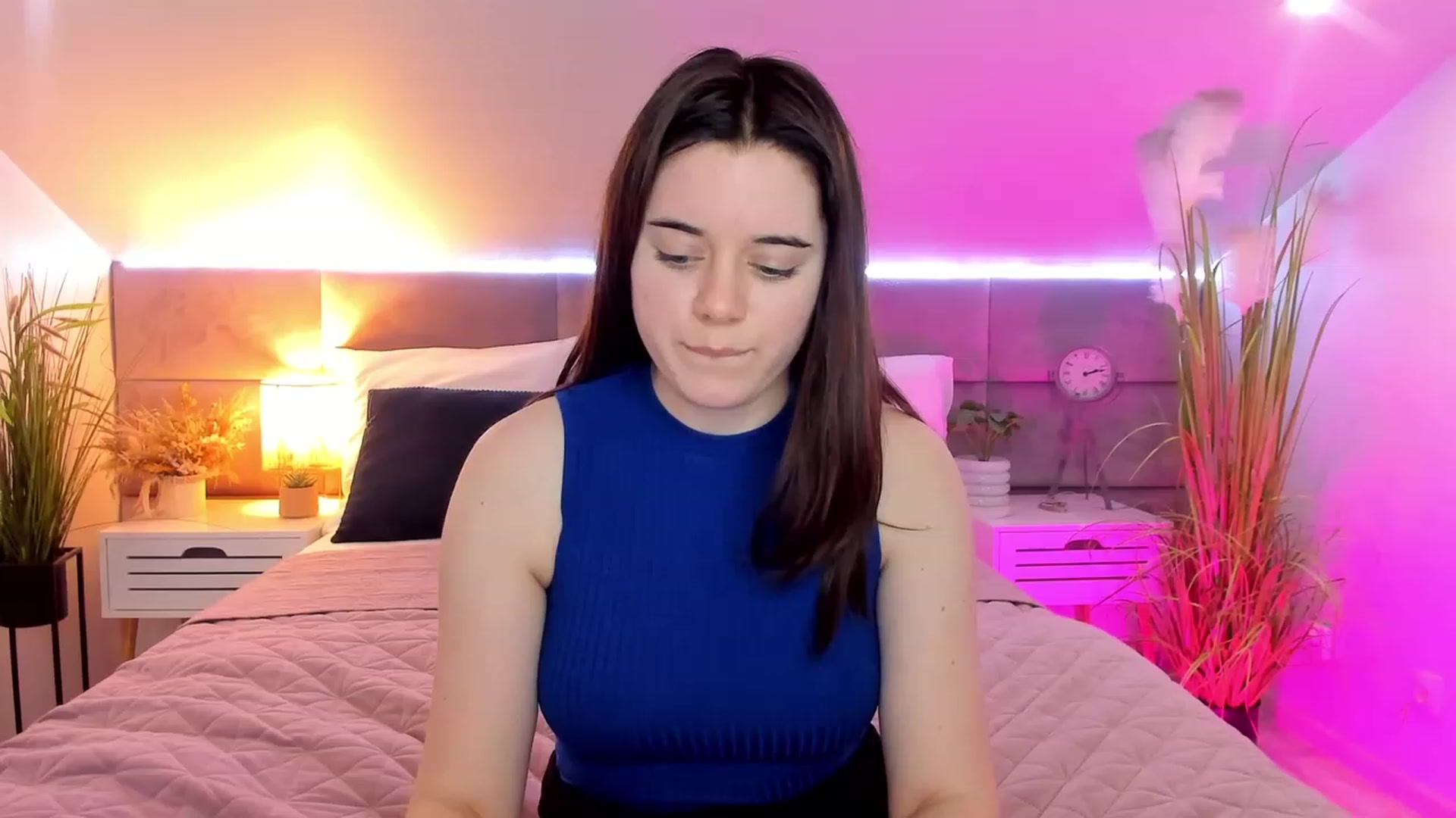 Gallery image thumbnail from JeyEvans's myfreecams stream on, 03/25/2023, 16:09 image 7 of 20