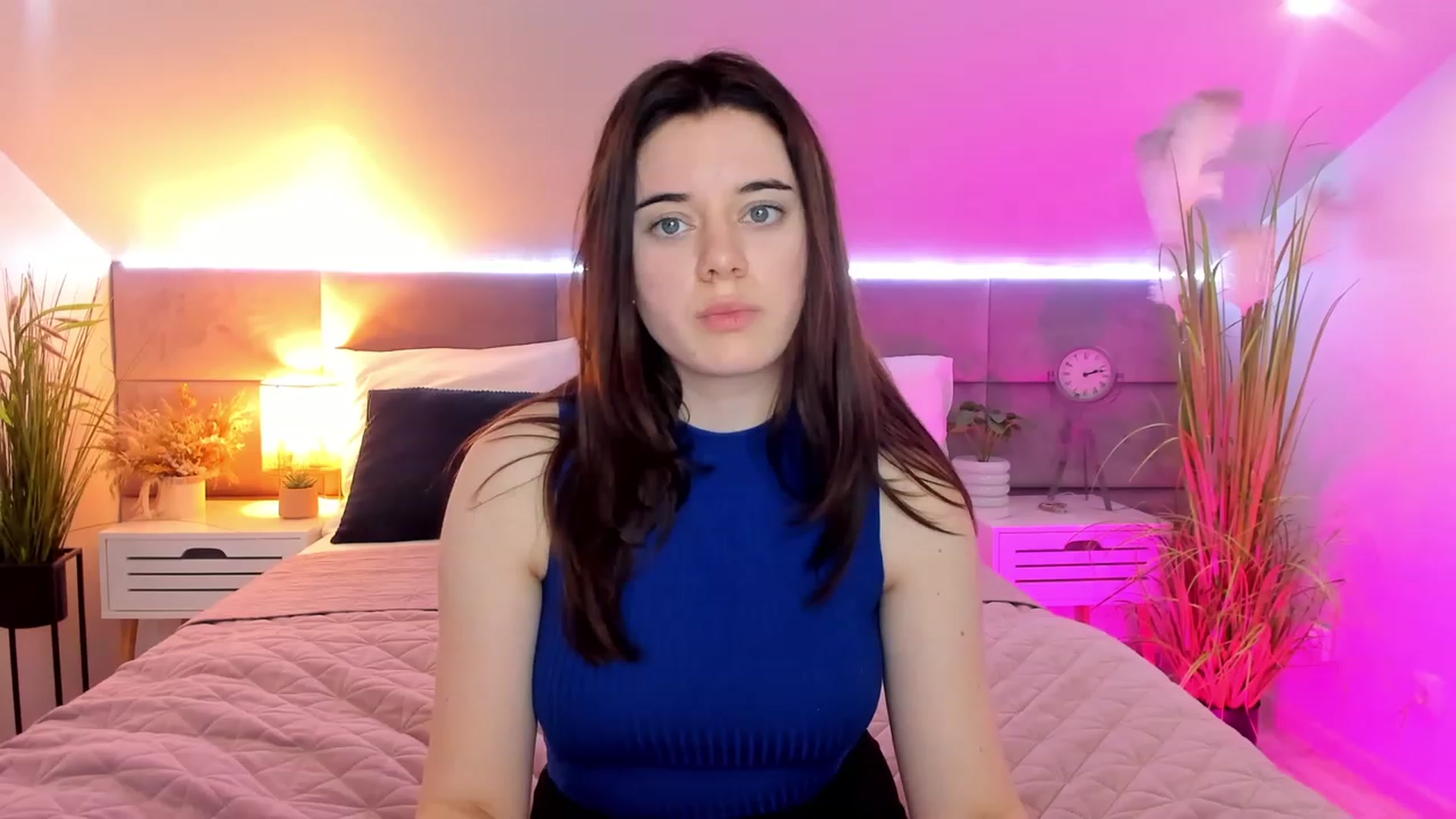 Gallery image thumbnail from JeyEvans's myfreecams stream on, 03/25/2023, 16:09 image 15 of 20