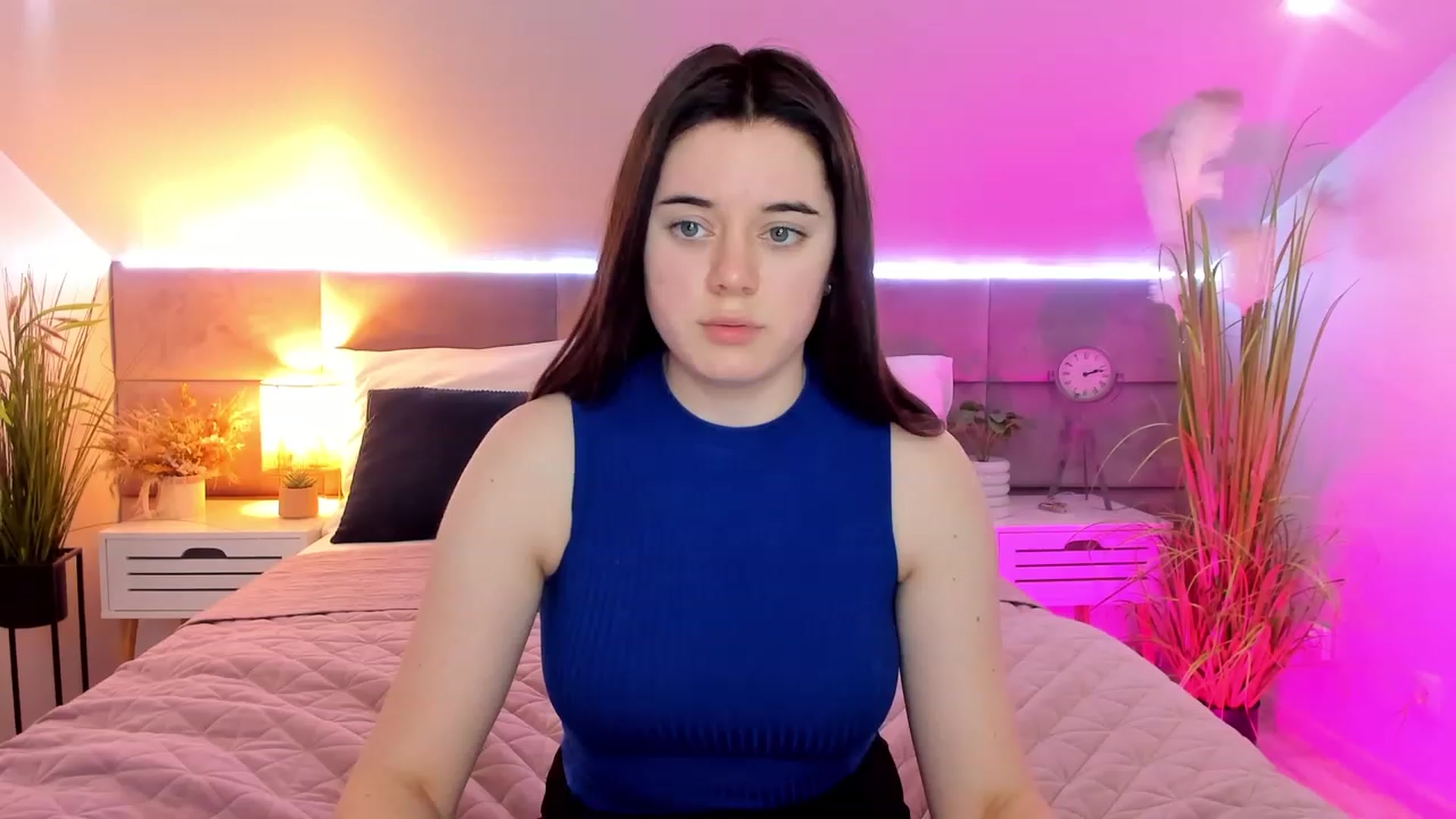 Gallery image thumbnail from JeyEvans's myfreecams stream on, 03/25/2023, 16:09 image 6 of 20
