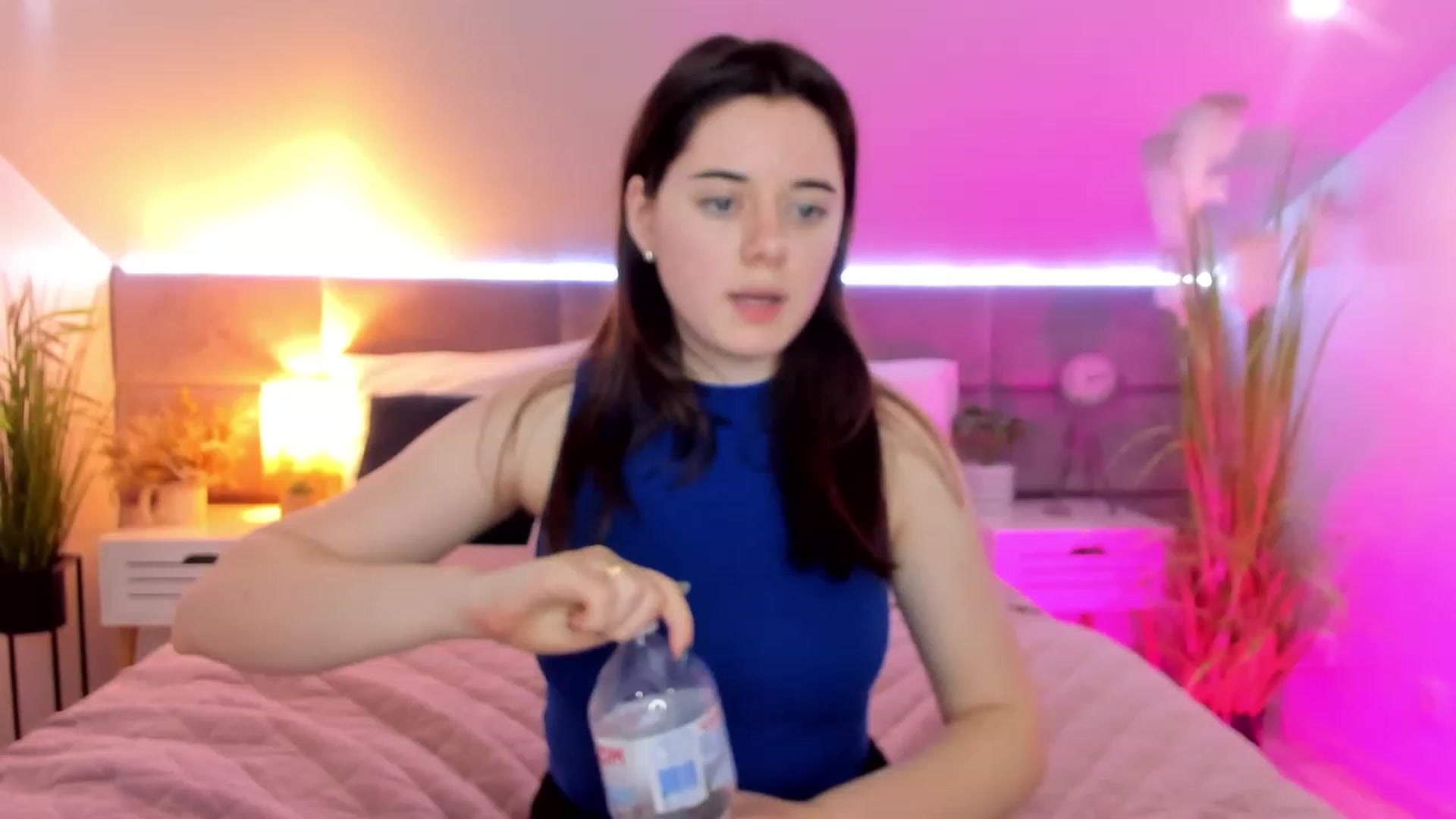 Gallery image thumbnail from JeyEvans's myfreecams stream on, 03/25/2023, 16:09 image 5 of 20