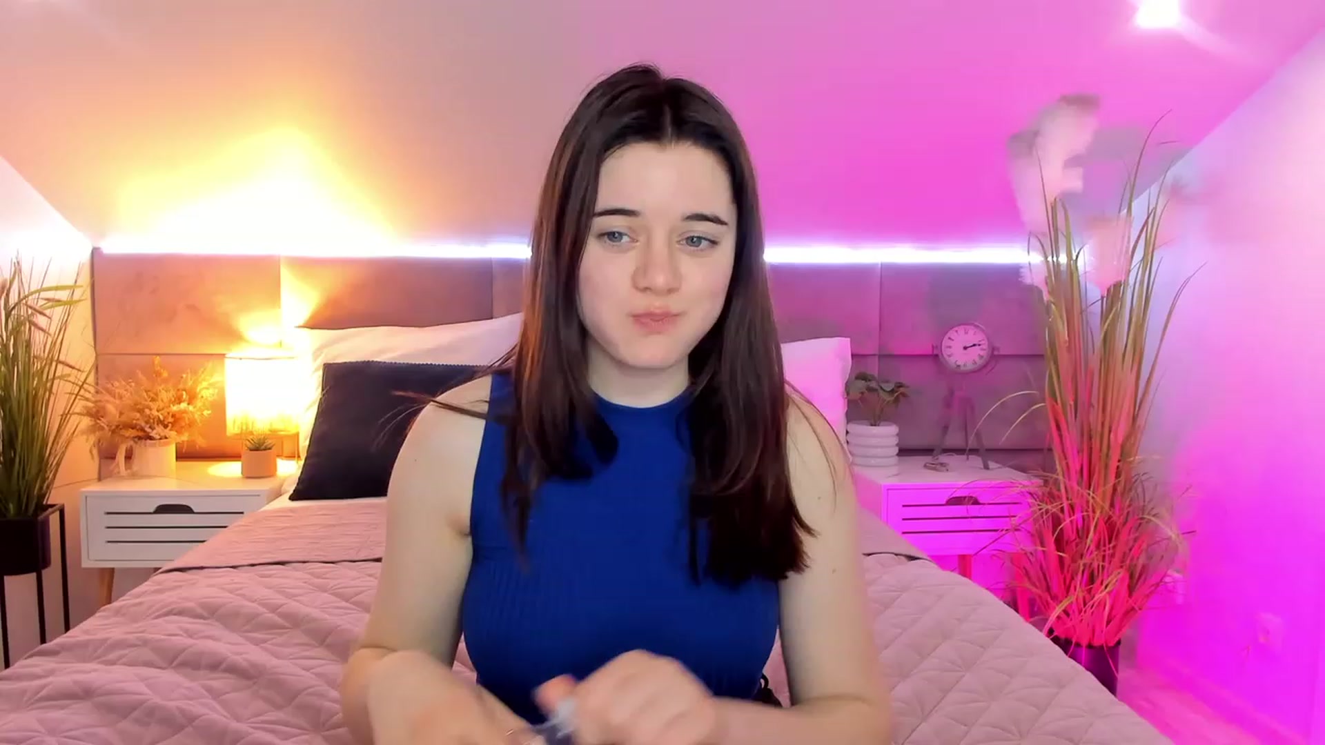 Gallery image thumbnail from JeyEvans's myfreecams stream on, 03/25/2023, 19:54 image 7 of 20