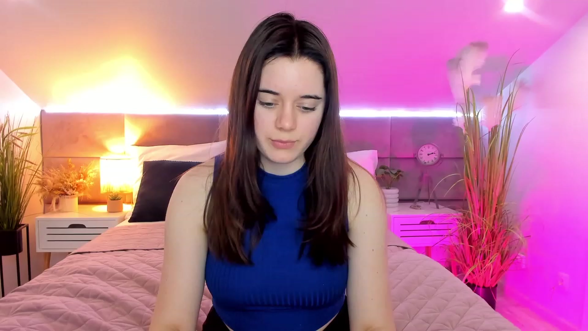 Gallery image thumbnail from JeyEvans's myfreecams stream on, 03/25/2023, 19:54 image 8 of 20