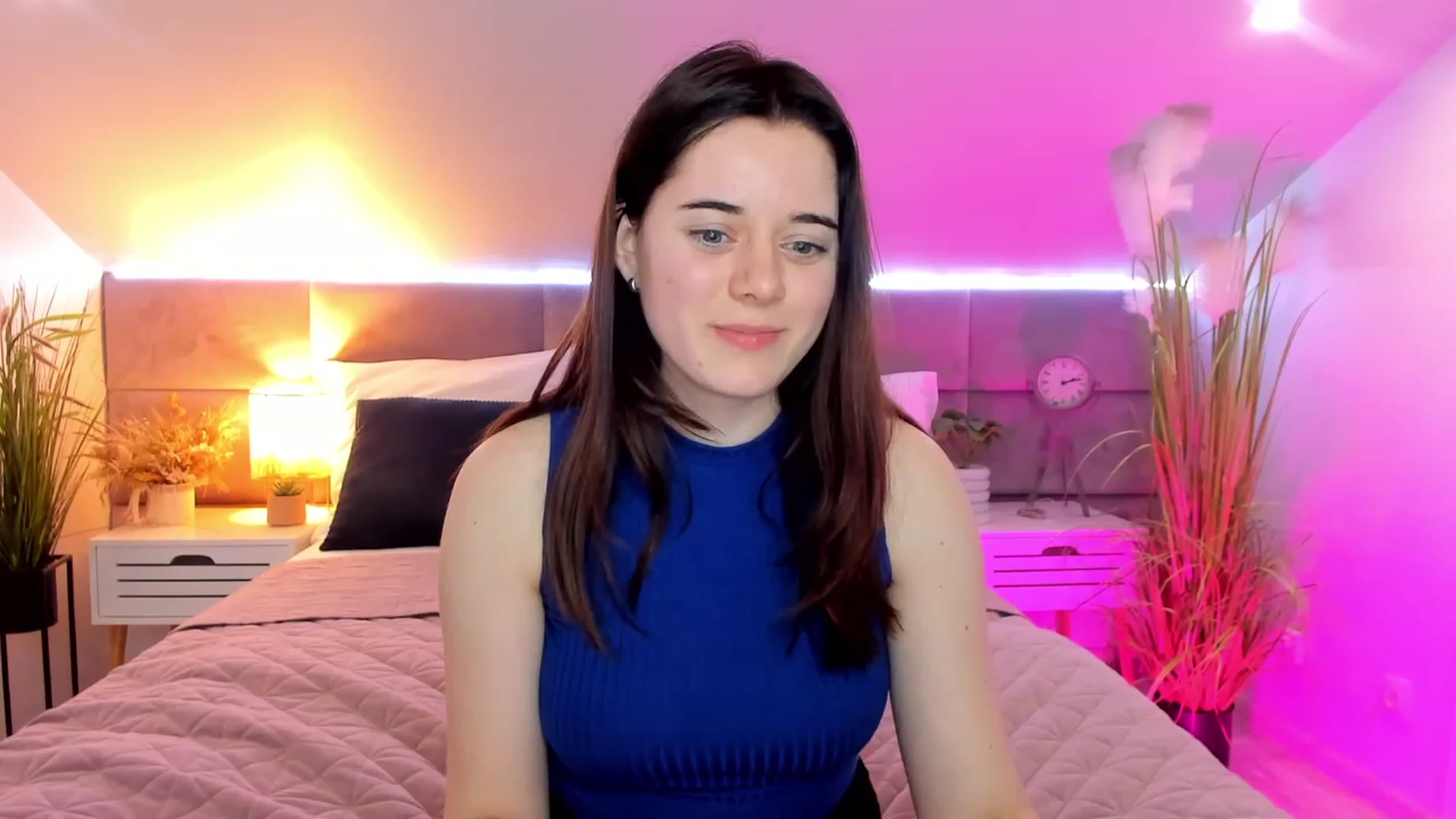 Gallery image thumbnail from JeyEvans's myfreecams stream on, 03/25/2023, 19:54 image 5 of 20