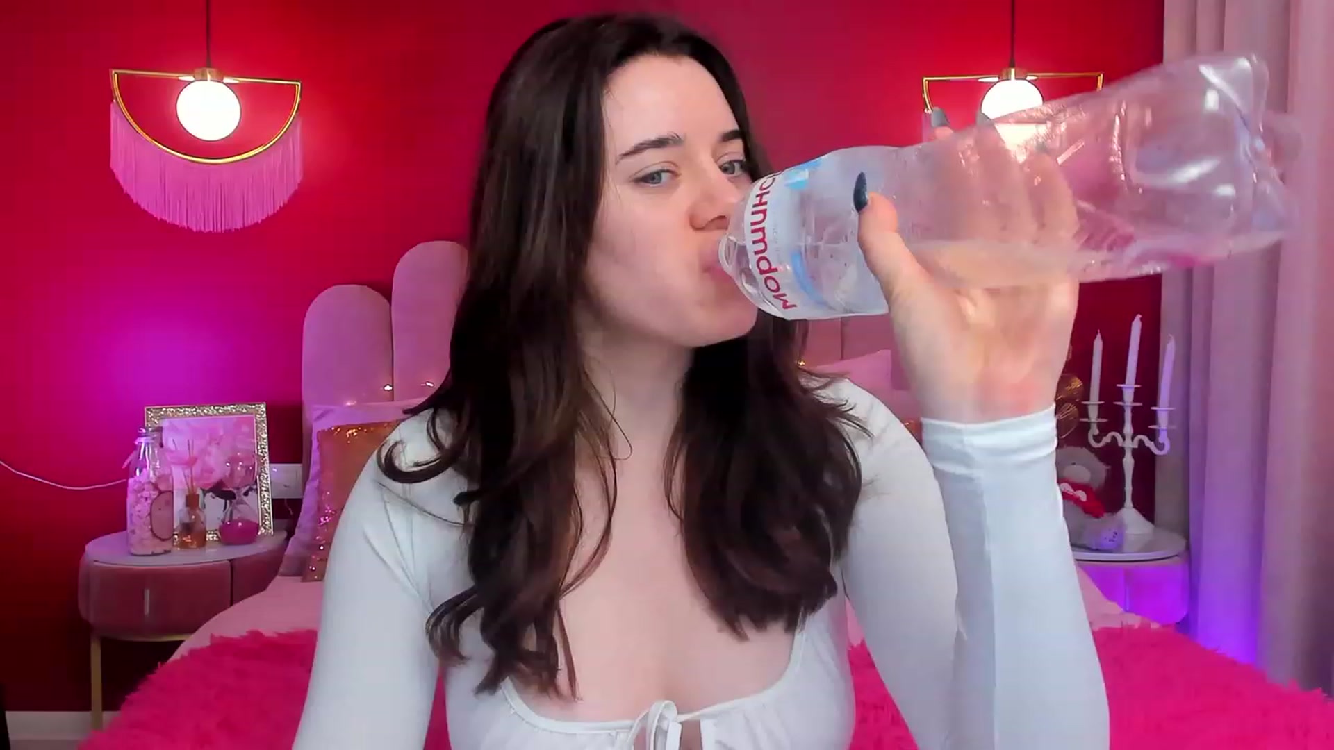 Gallery image thumbnail from JeyEvans's myfreecams stream on, 03/27/2023, 12:03 image 5 of 20