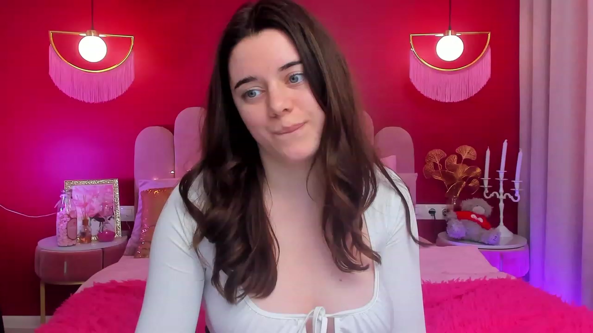 Gallery image thumbnail from JeyEvans's myfreecams stream on, 03/27/2023, 12:03 image 15 of 20