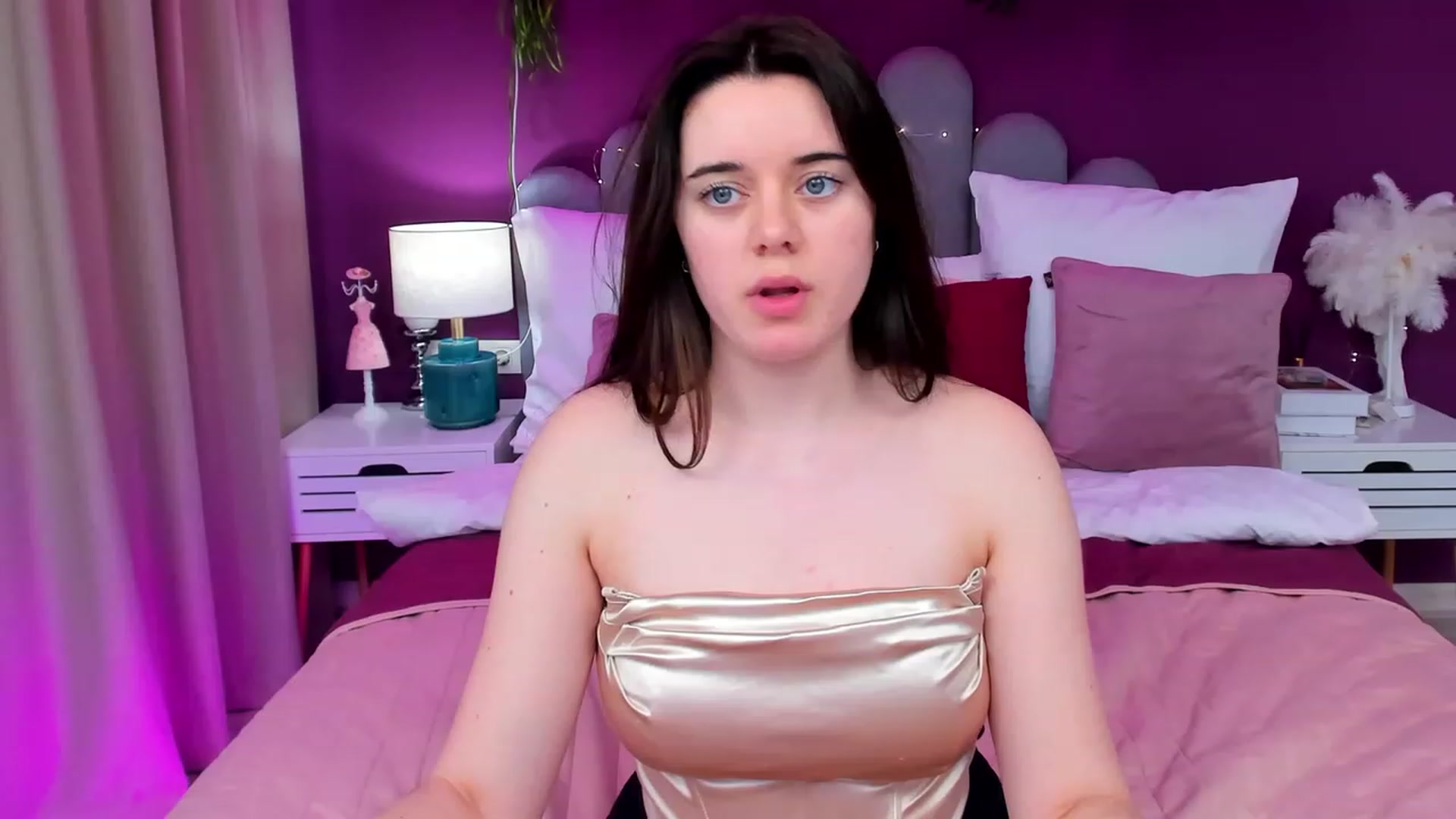 Gallery image thumbnail from JeyEvans's myfreecams stream on, 03/31/2023, 10:53 image 20 of 20