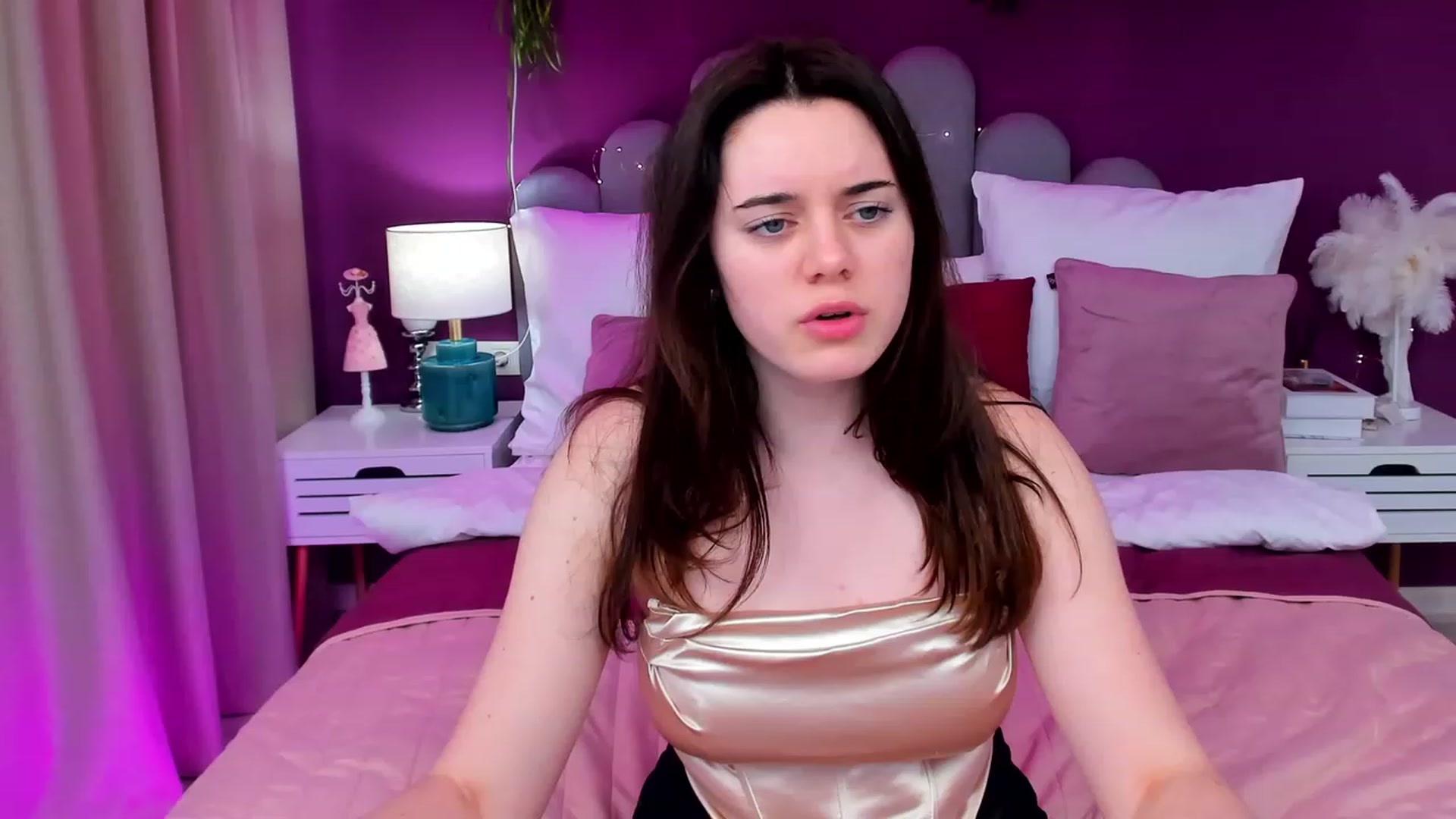 Gallery image thumbnail from JeyEvans's myfreecams stream on, 03/31/2023, 11:52 image 9 of 20
